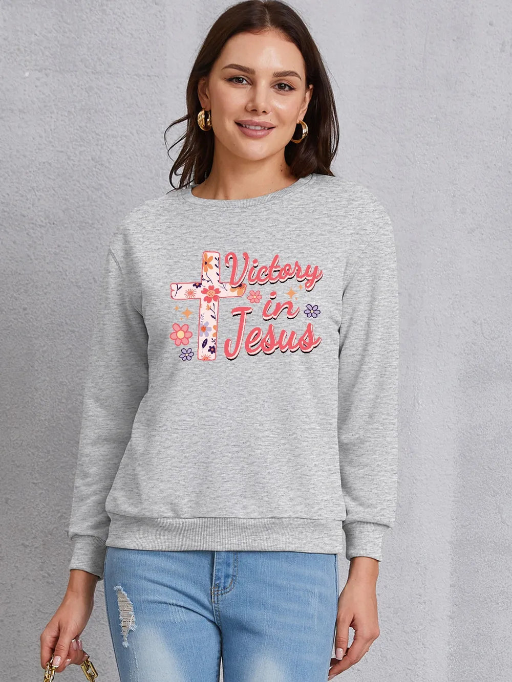 VICTORY IN JESUS Round Neck Sweatshirt