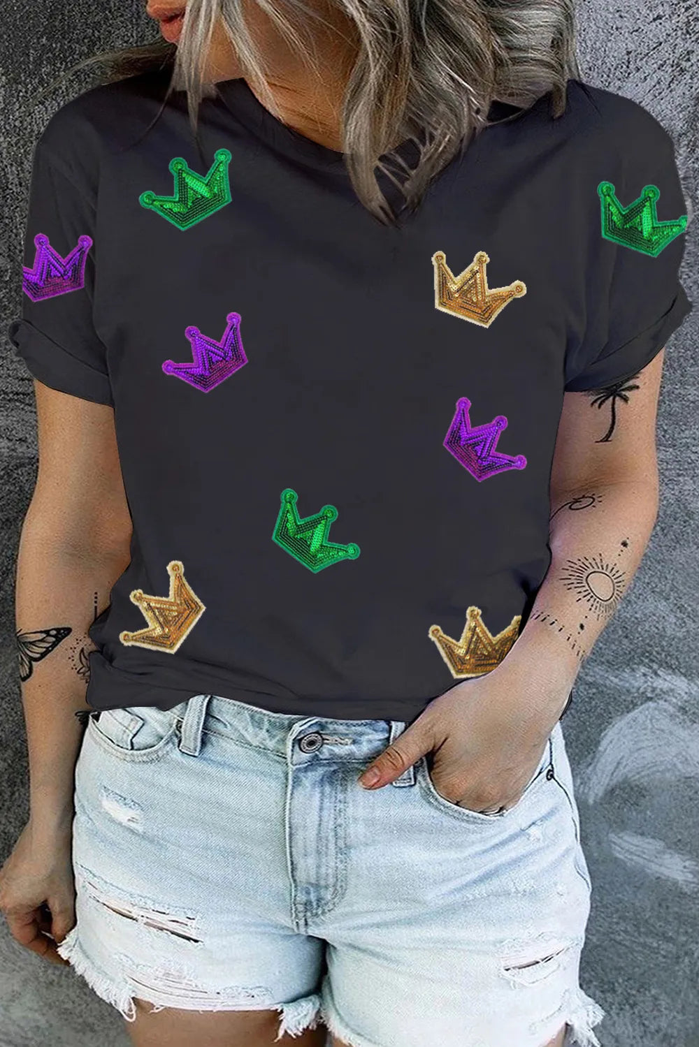 Plus Size Sequin Crown Print Round Neck T-Shirt