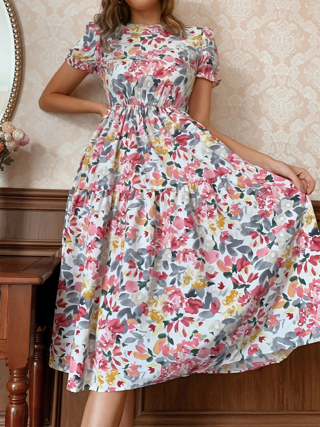 Floral Round Neck Short Sleeve Midi Dress