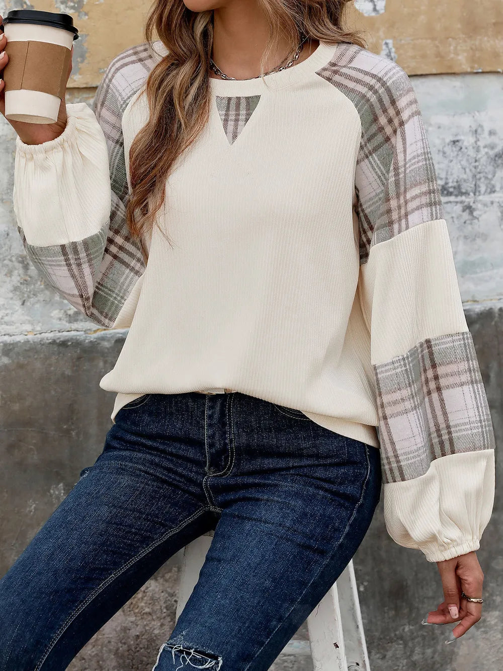 Plaid Round Neck Long Sleeve Sweatshirt