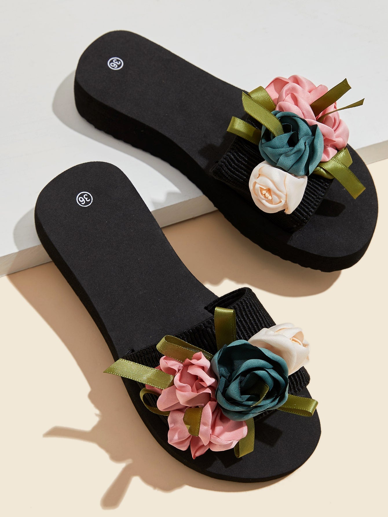 Women Fashion Flat Sandals Mixed Colored Flowers Slip On Slides Fashion Sandals For Women Casual Summer Beach Shoes