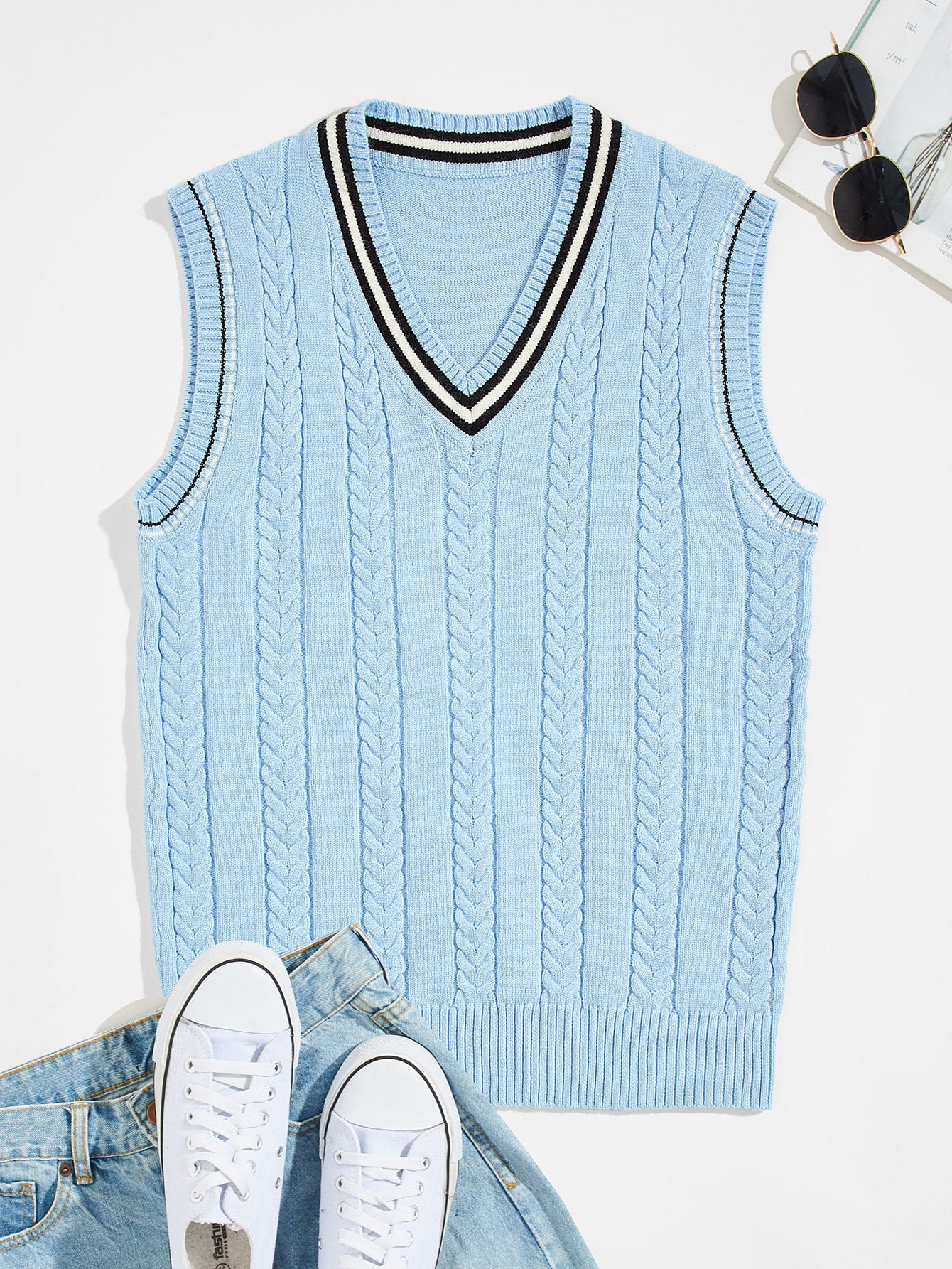 Men Striped Trim Cable Knit Sweater Vest