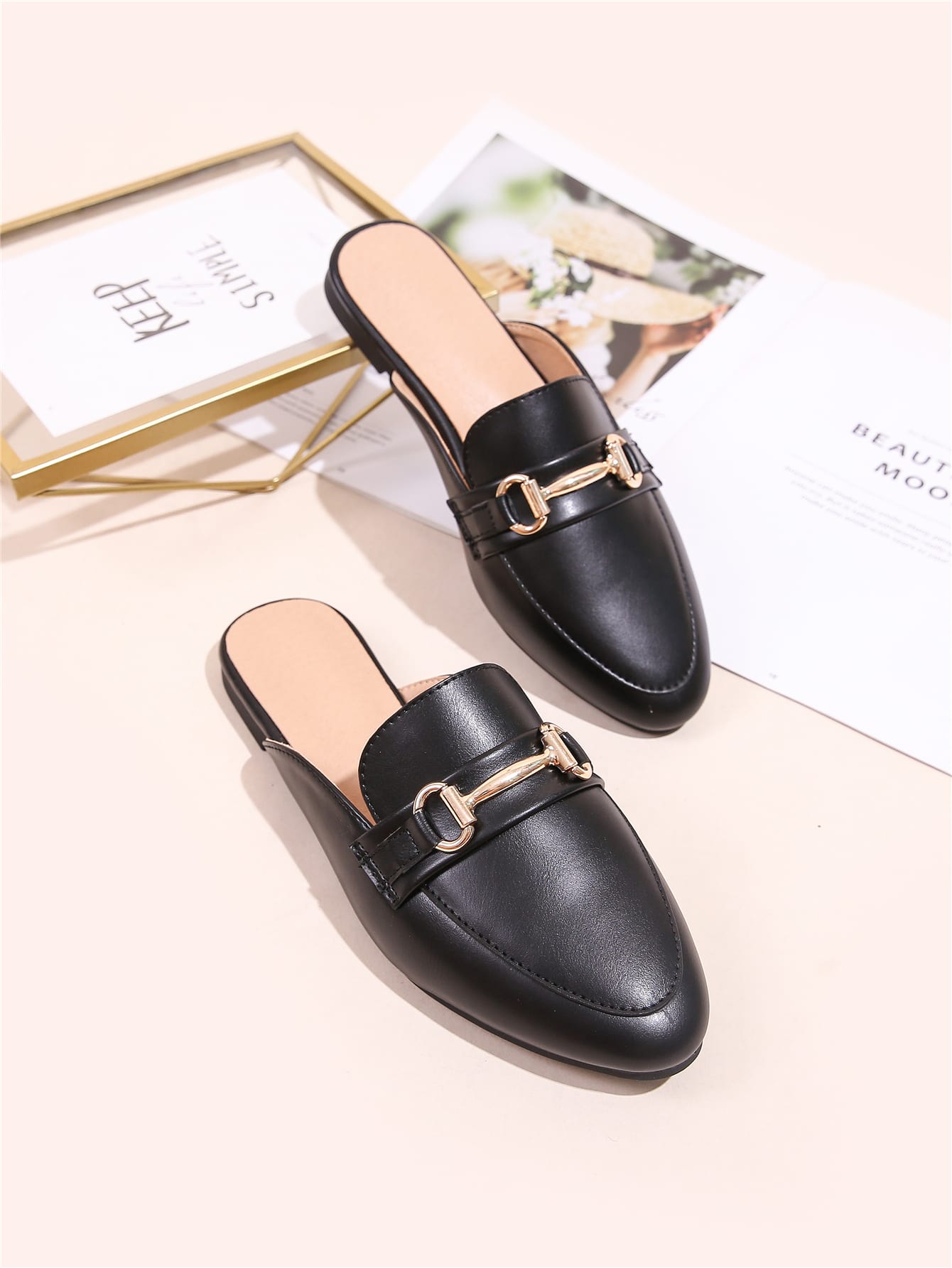 Women's Summer New Simple Style Slip-On Mule Shoes With Soft Leather And Metal Decorations, Fashionable And Versatile Outdoor Loafers