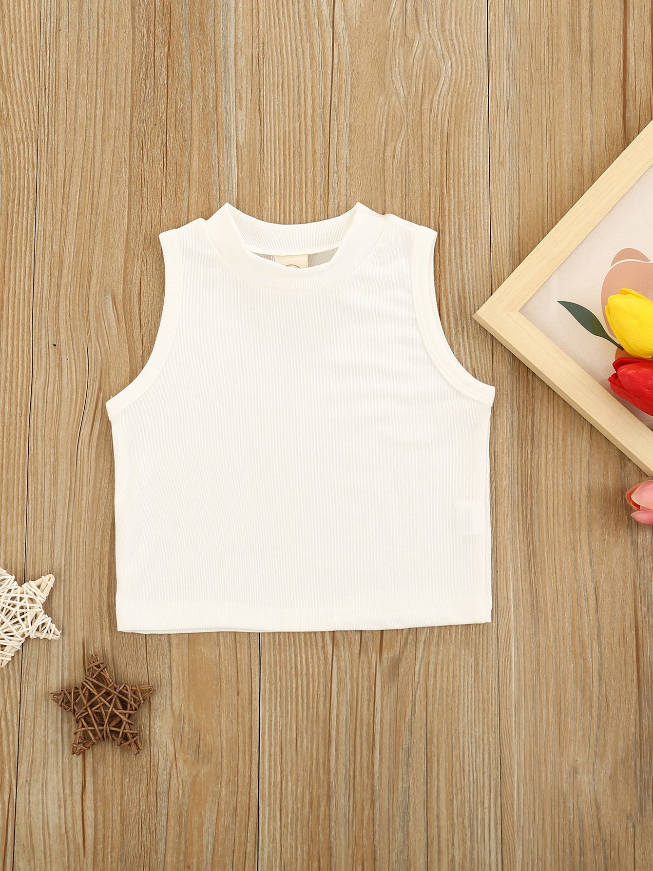 Young Girl Solid Round Neck Tank Top