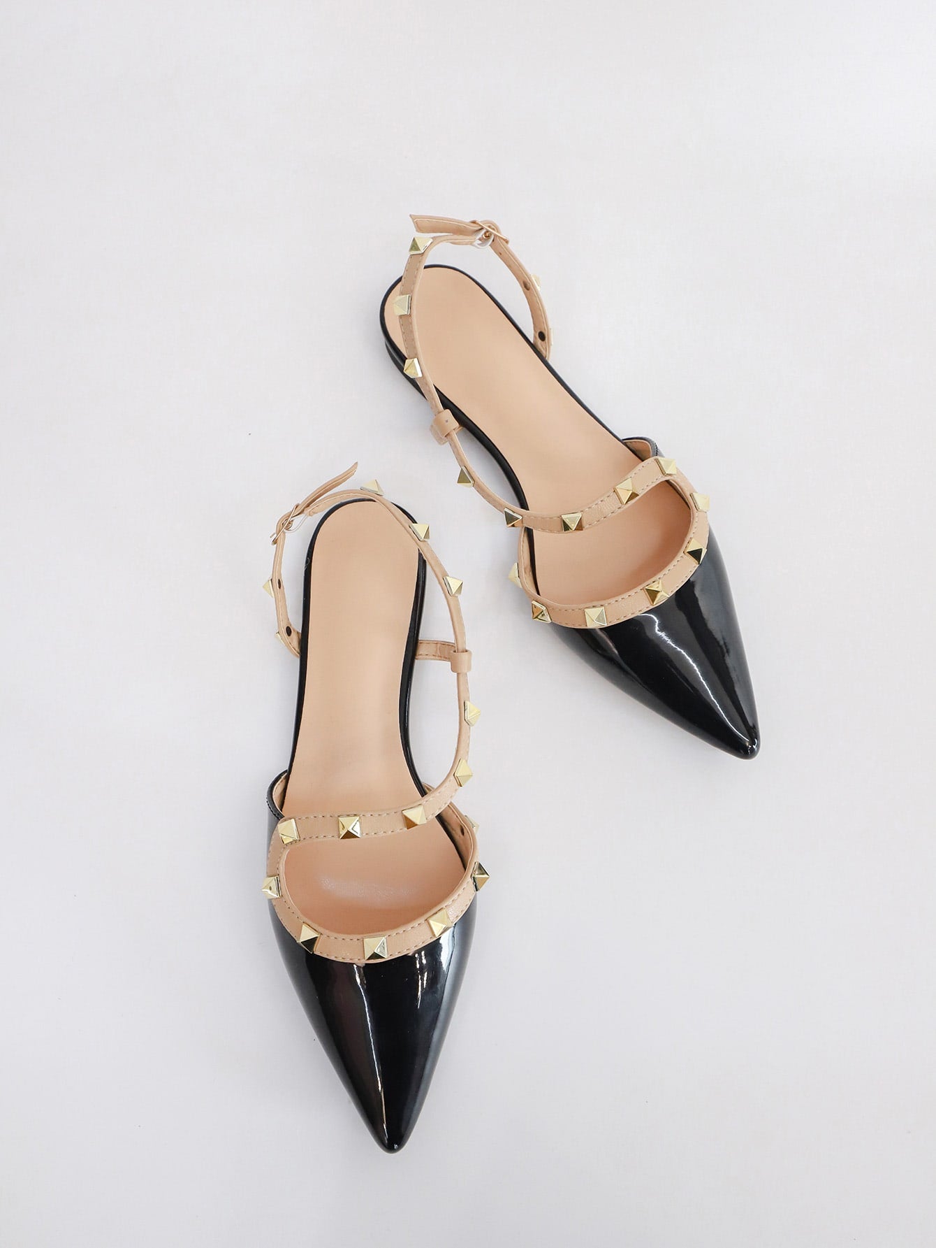 New Studded Comfortable Flat Versatile Non-Tiring Closed-Toe Sandals, Chic Pointed Toe Unique Style Flats For Spring And Summer