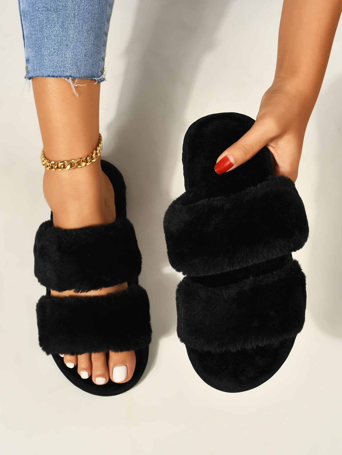 Two Band Fluffy Slippers, Black Fashionable Solid Color Women's Home Slippers