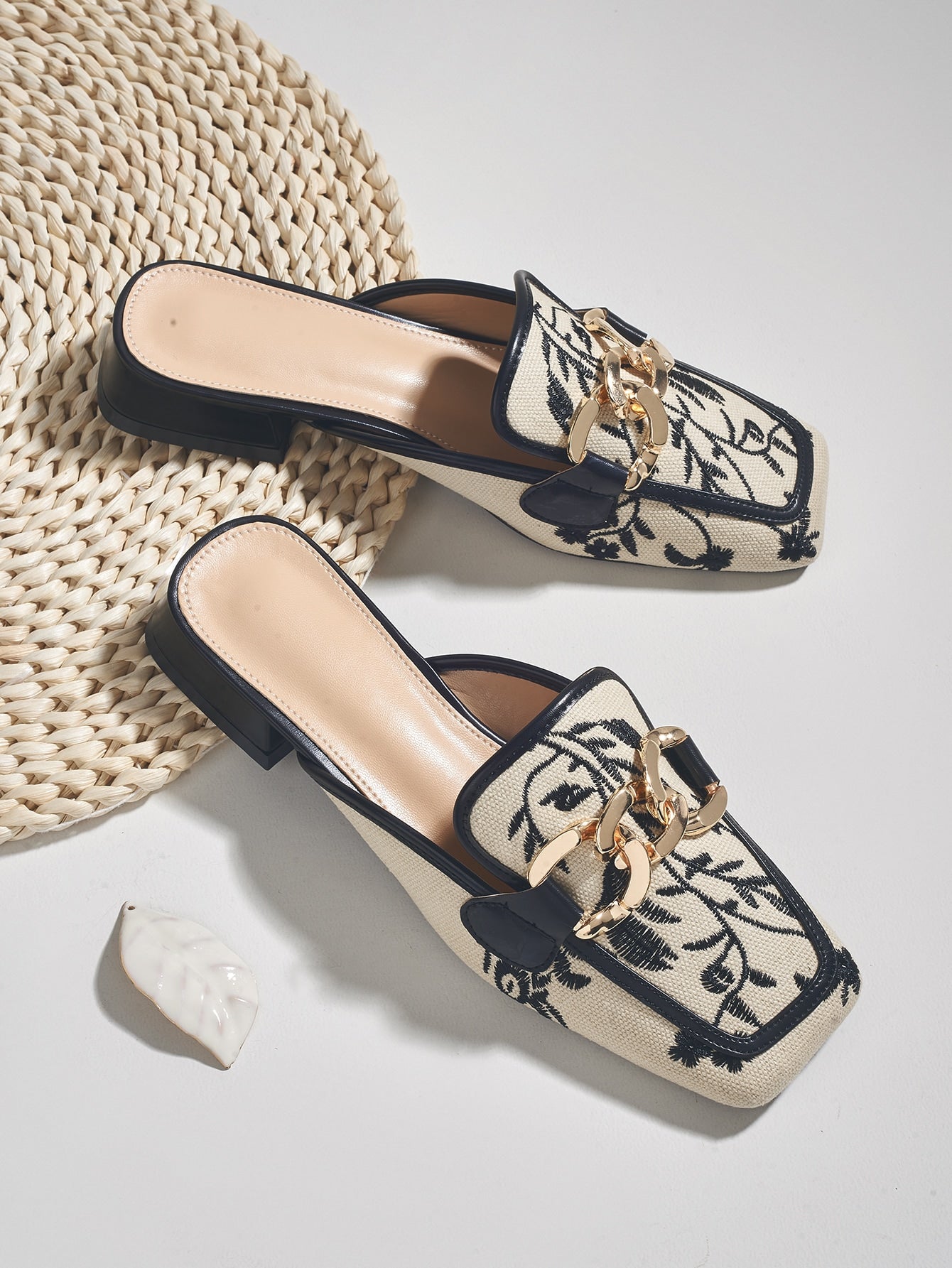 Two Tone Chain Decor Flat Mules