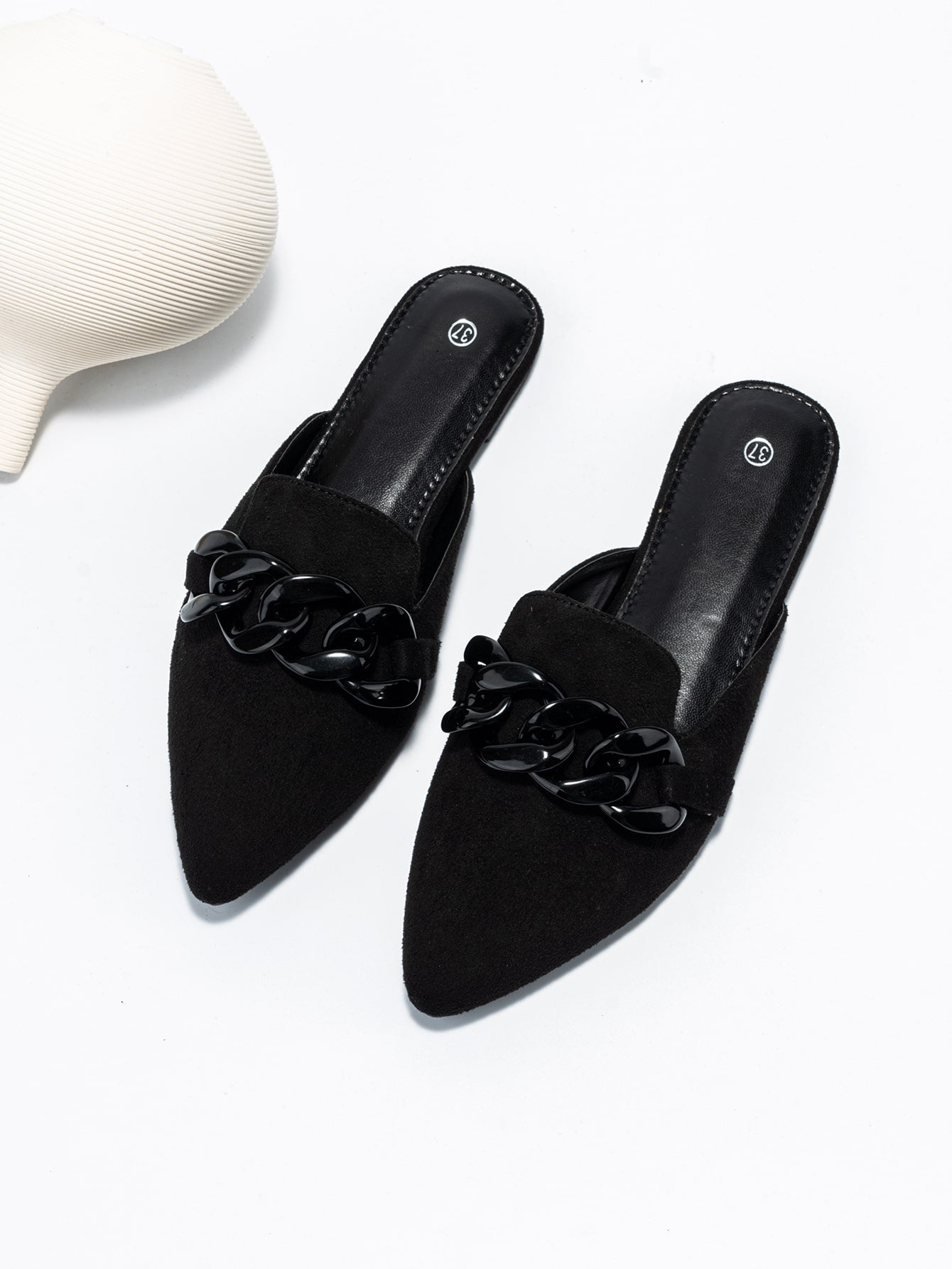 Women Black Chain Decor Point Toe Flat Mules, Fashionable Point Toe Flat Shoes