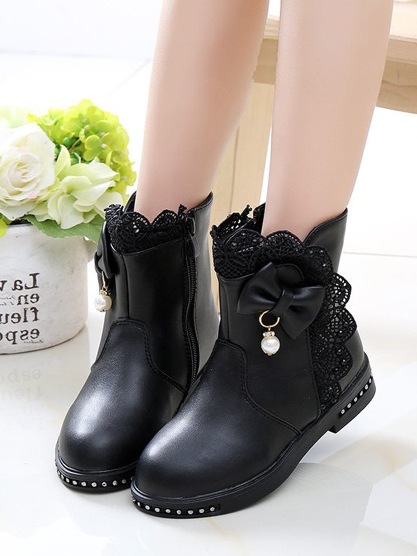 Girls Bow & Studded Decor Boots