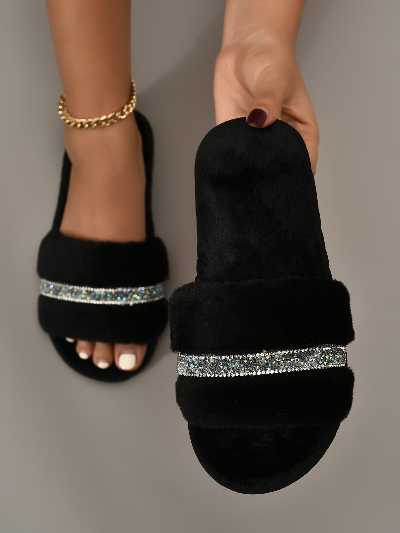 Women’s Fashionable Solid Color Bedroom Slippers With Rhinestone Detailing, Fuzzy Bedroom Slippers