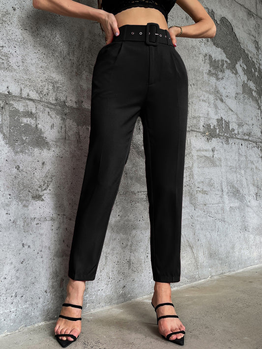 Modichic Solid Belted Tapered Pants