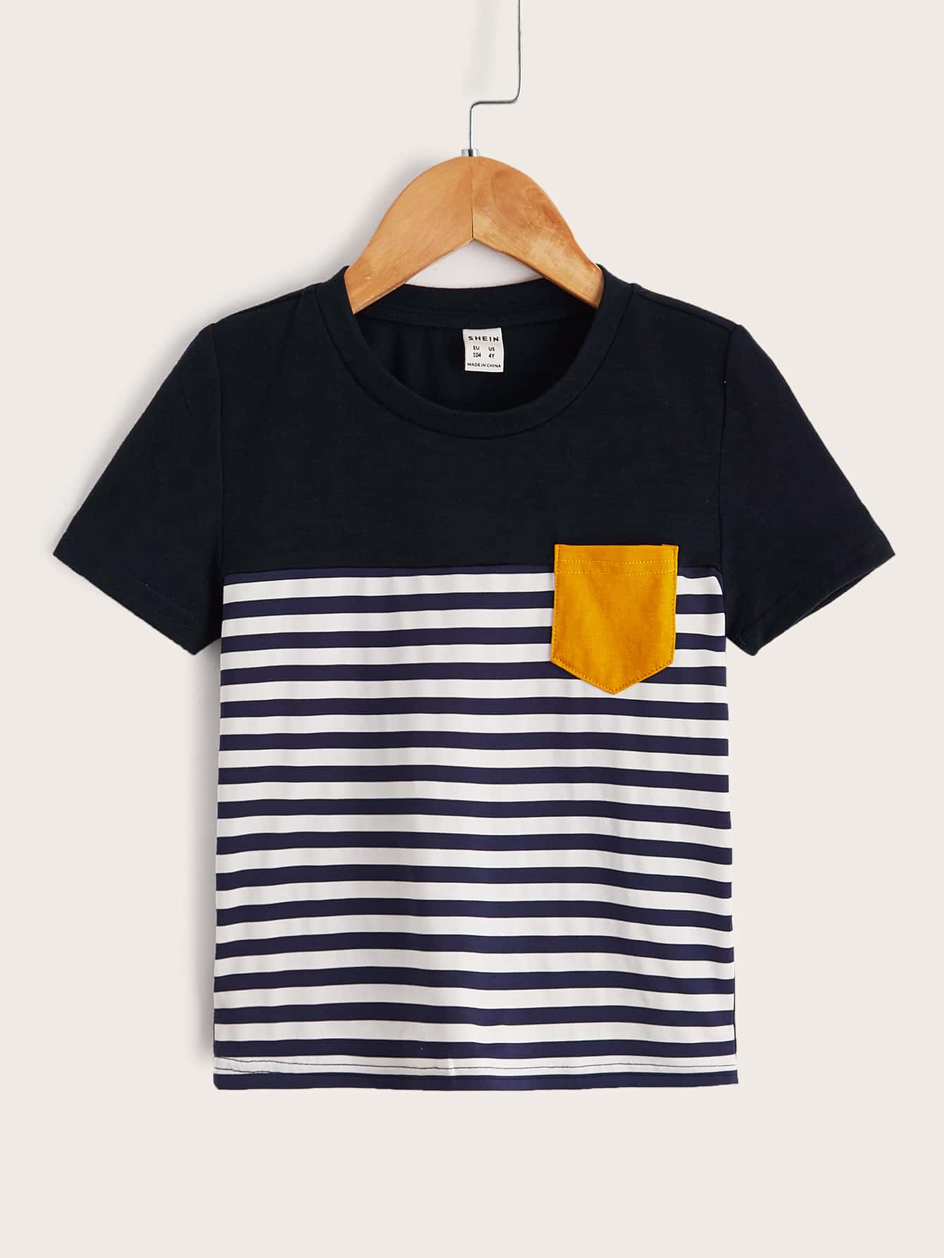 Young Boy Striped Printed T-Shirt With Patch Pocket, Simple Style