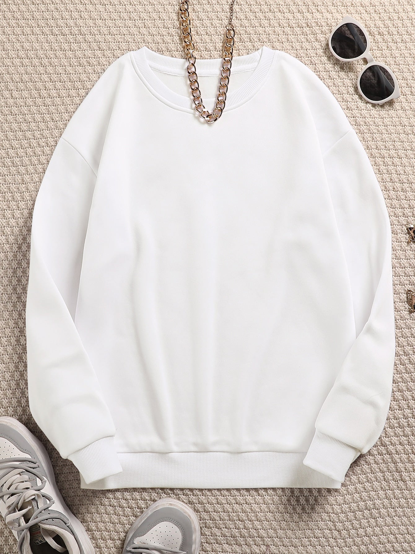 Regular Style Drop Shoulder Thickened Sweatshirt