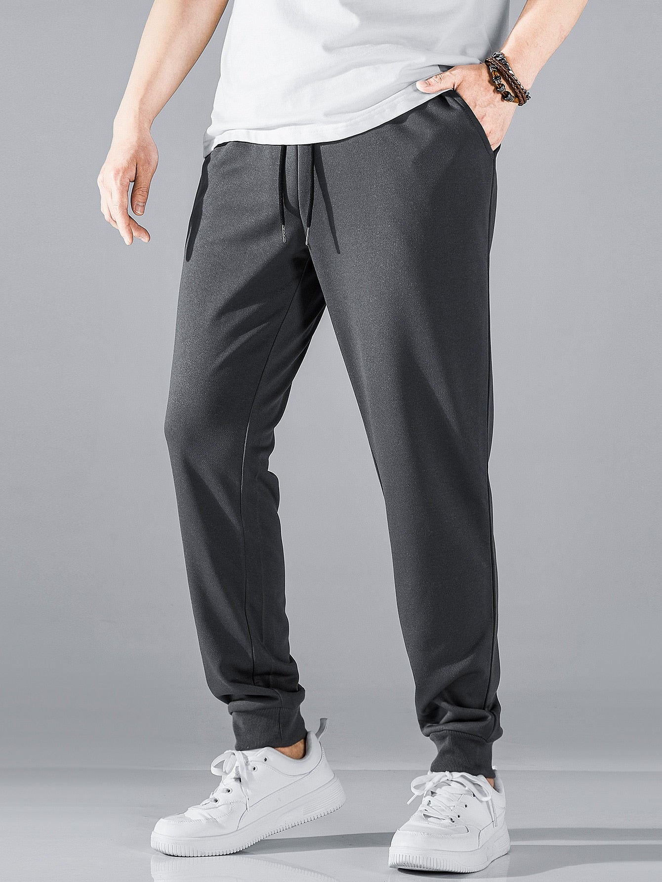 Men Drawstring Waist Slant Pocket Sweatpants