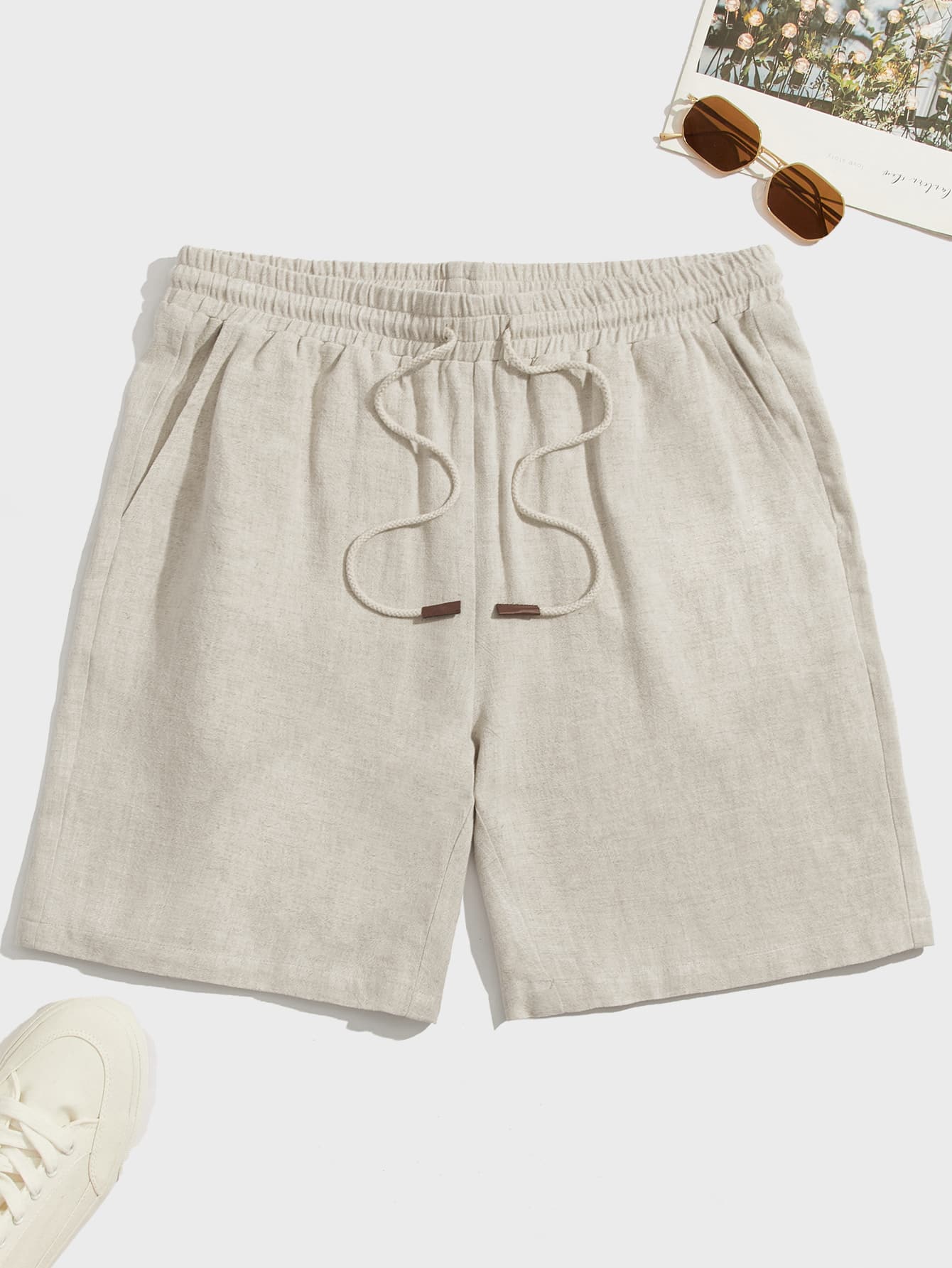 Loose Men Drawstring Waist Shorts