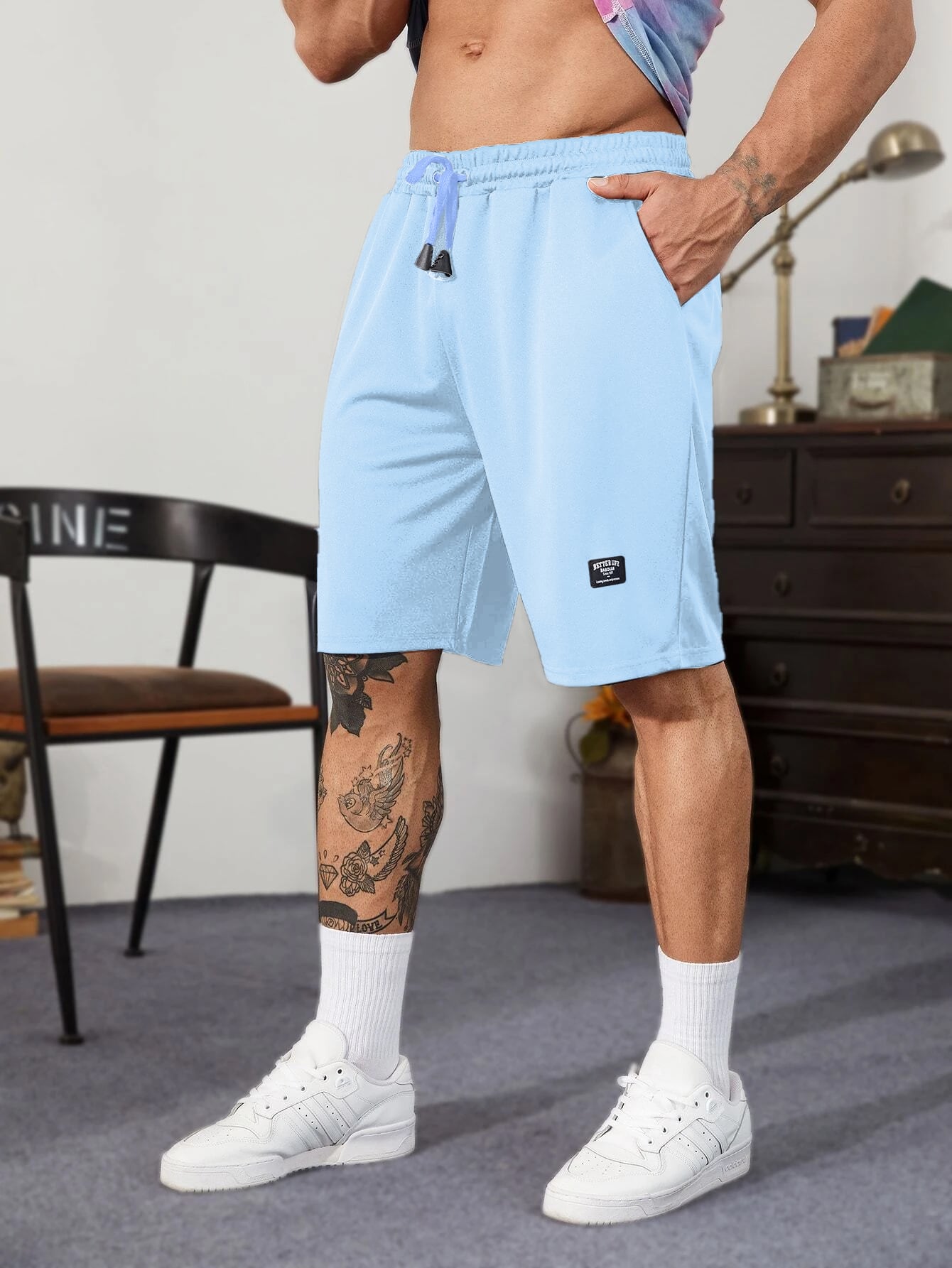 Men Plus Letter Graphic Drawstring Track Shorts