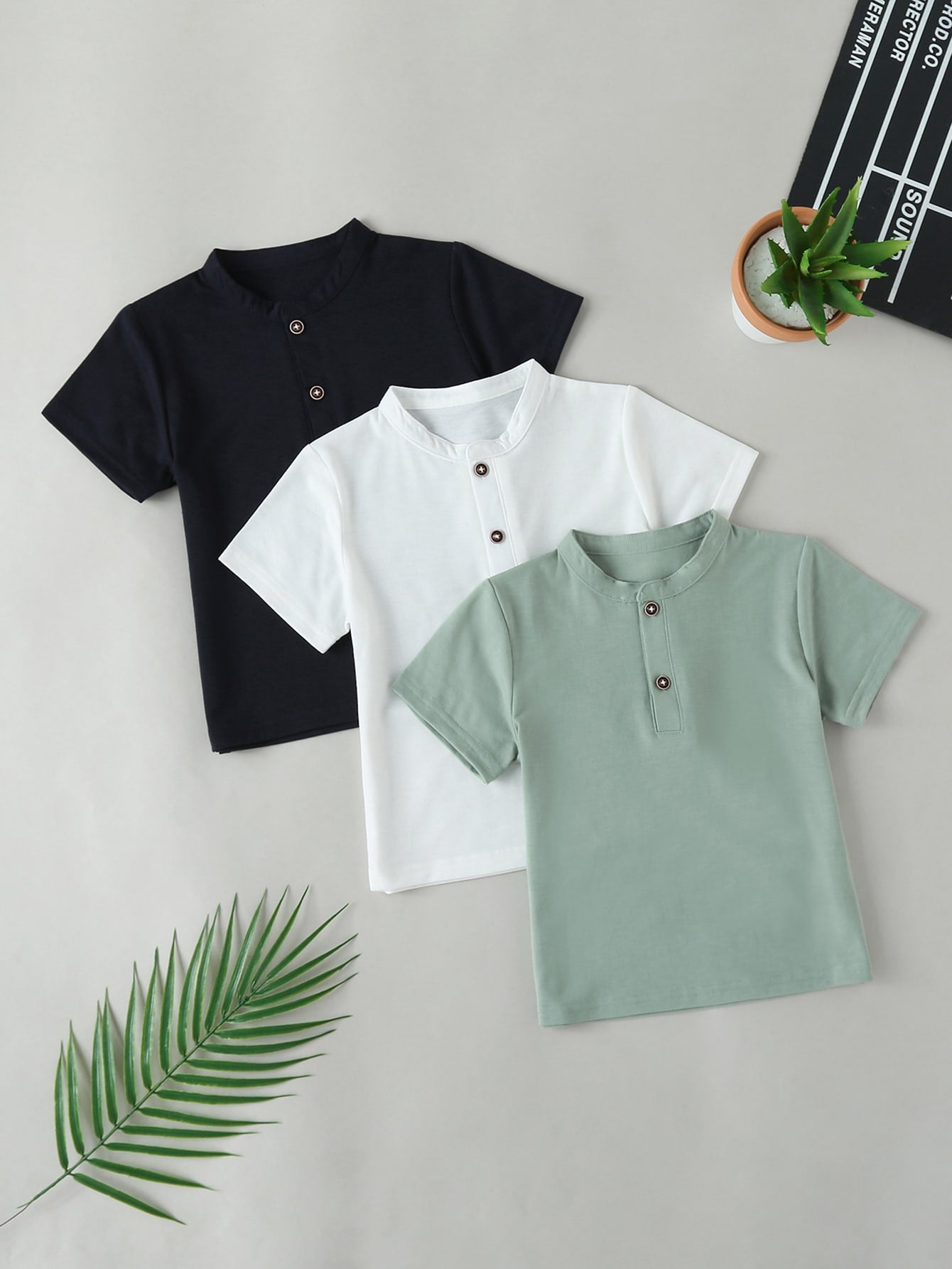 Young Boy 3pcs Solid Polo Shirt