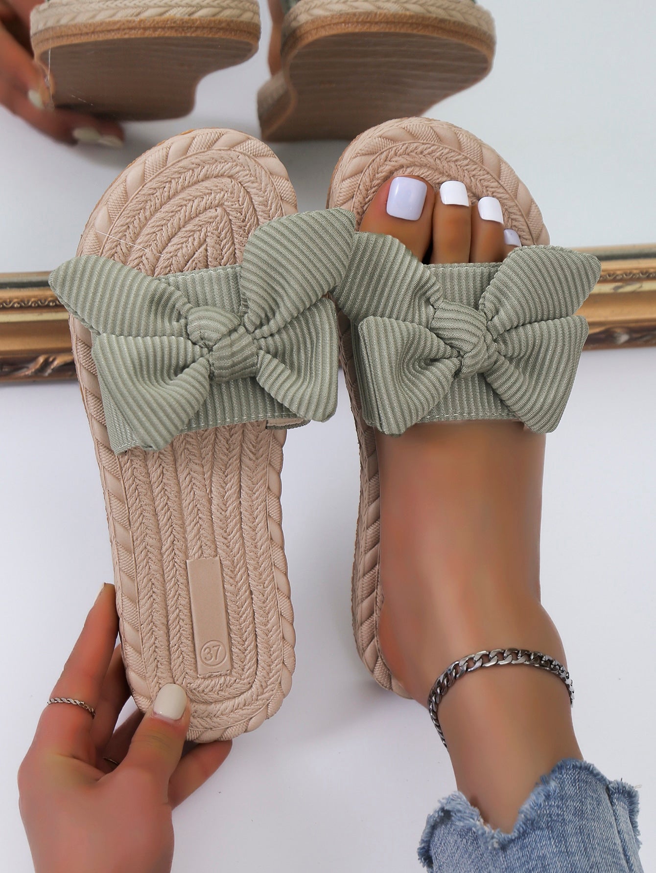 Cute Girl's Bow Striped Elements Pink Slippers, Popular Style For Casual Outing And Beach Time