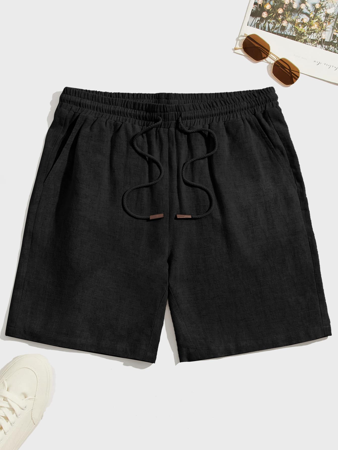 Loose Fit Men's Drawstring Waist Solid Shorts