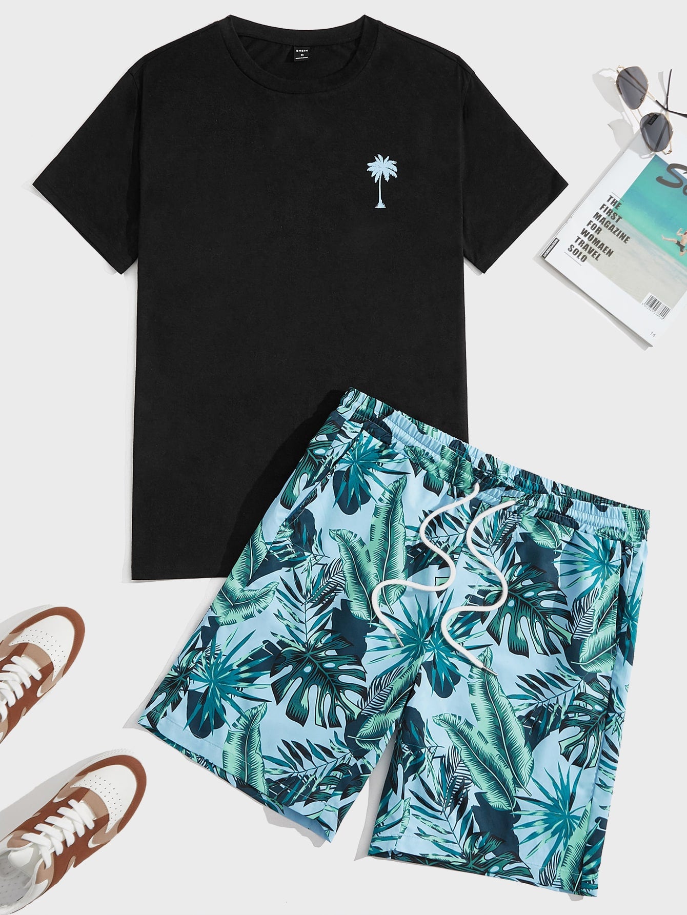 Men Coconut Tree Print Tee & Tropical Print Drawstring Waist Shorts