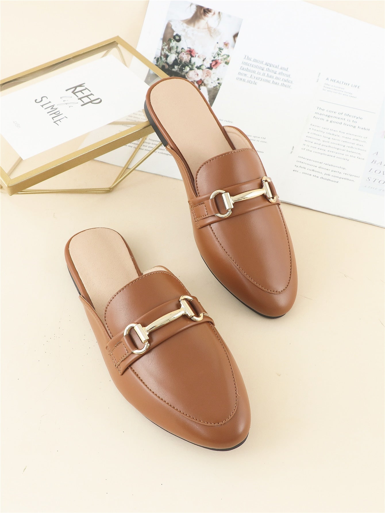 Women's Summer New Simple Style Slip-On Mule Shoes With Soft Leather And Metal Decorations, Fashionable And Versatile Outdoor Loafers