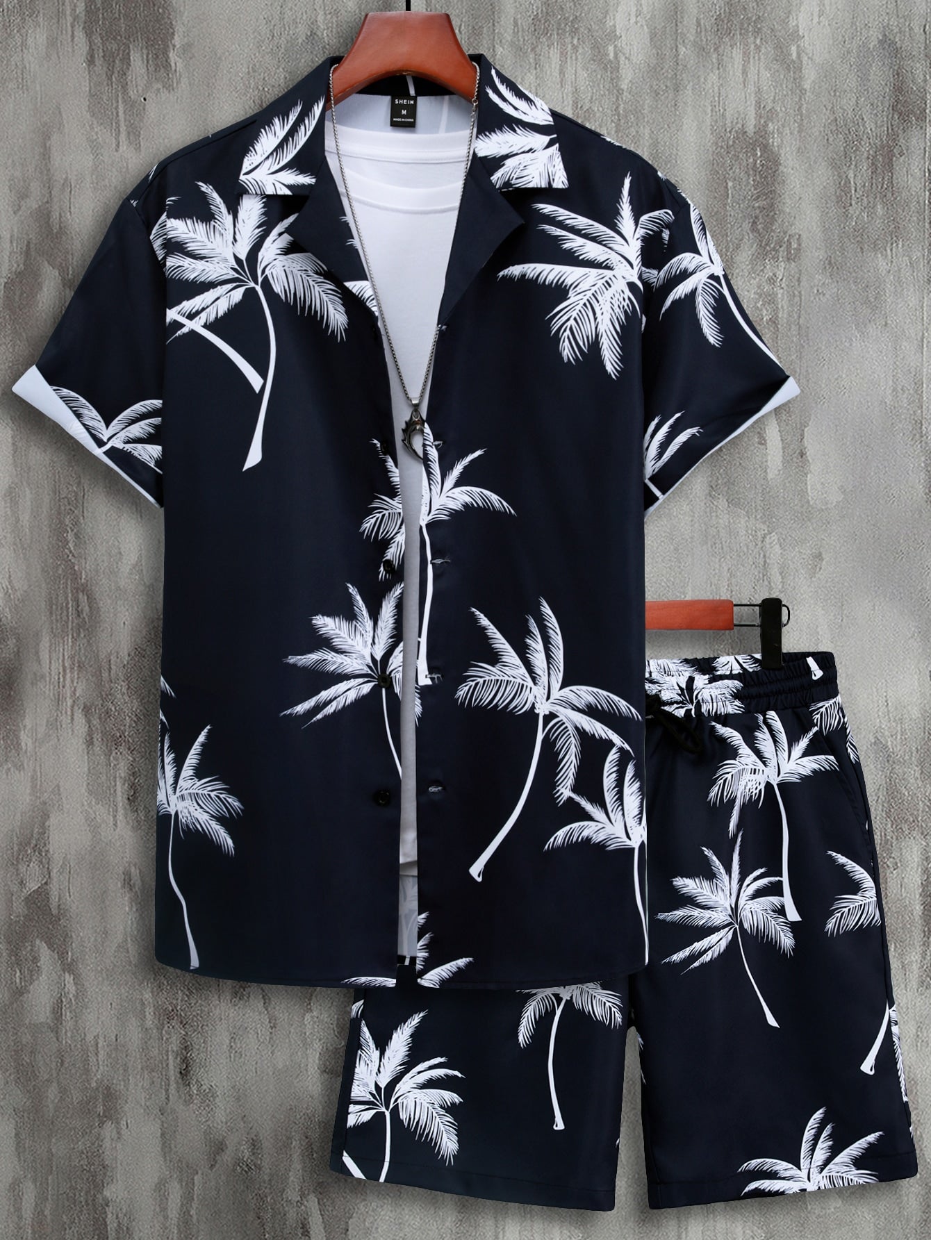 Men Random Palm Tree Print Shirt & Drawstring Waist Shorts Without Tee