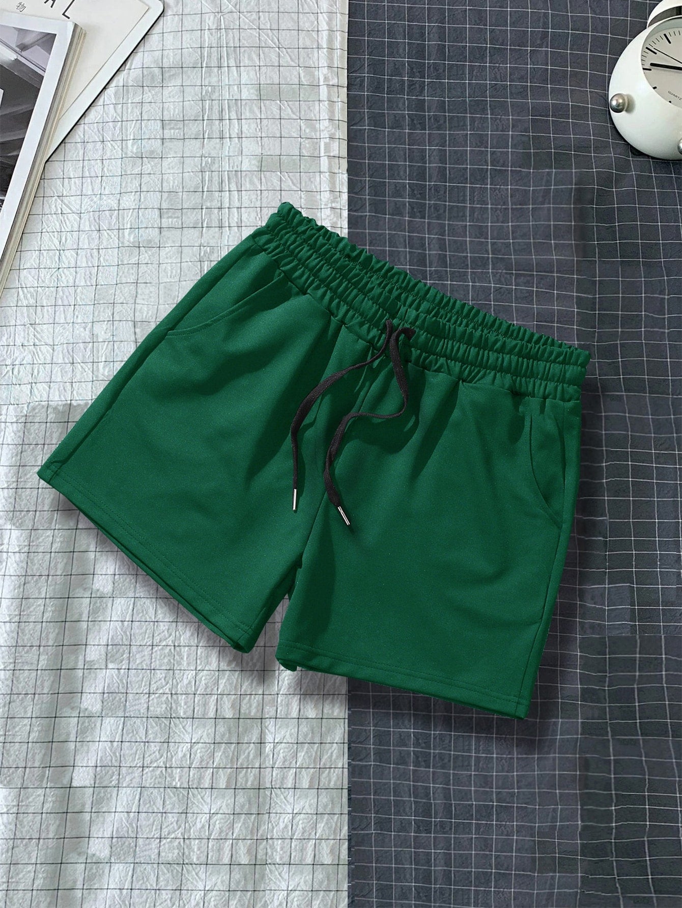 Men Drawstring Waist Shorts