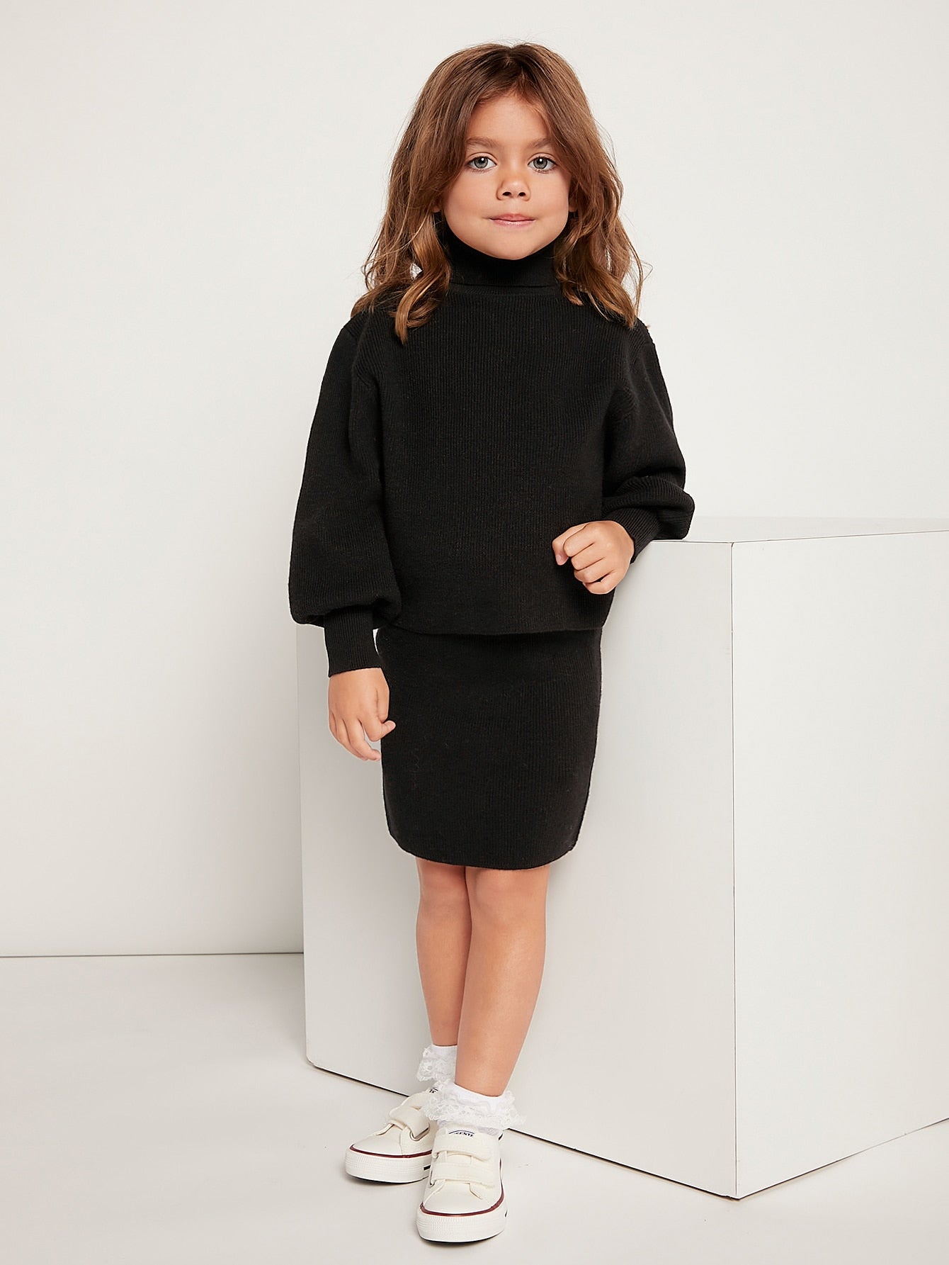 Young Girl Turtleneck Lantern Sleeve Sweater & Knit Skirt