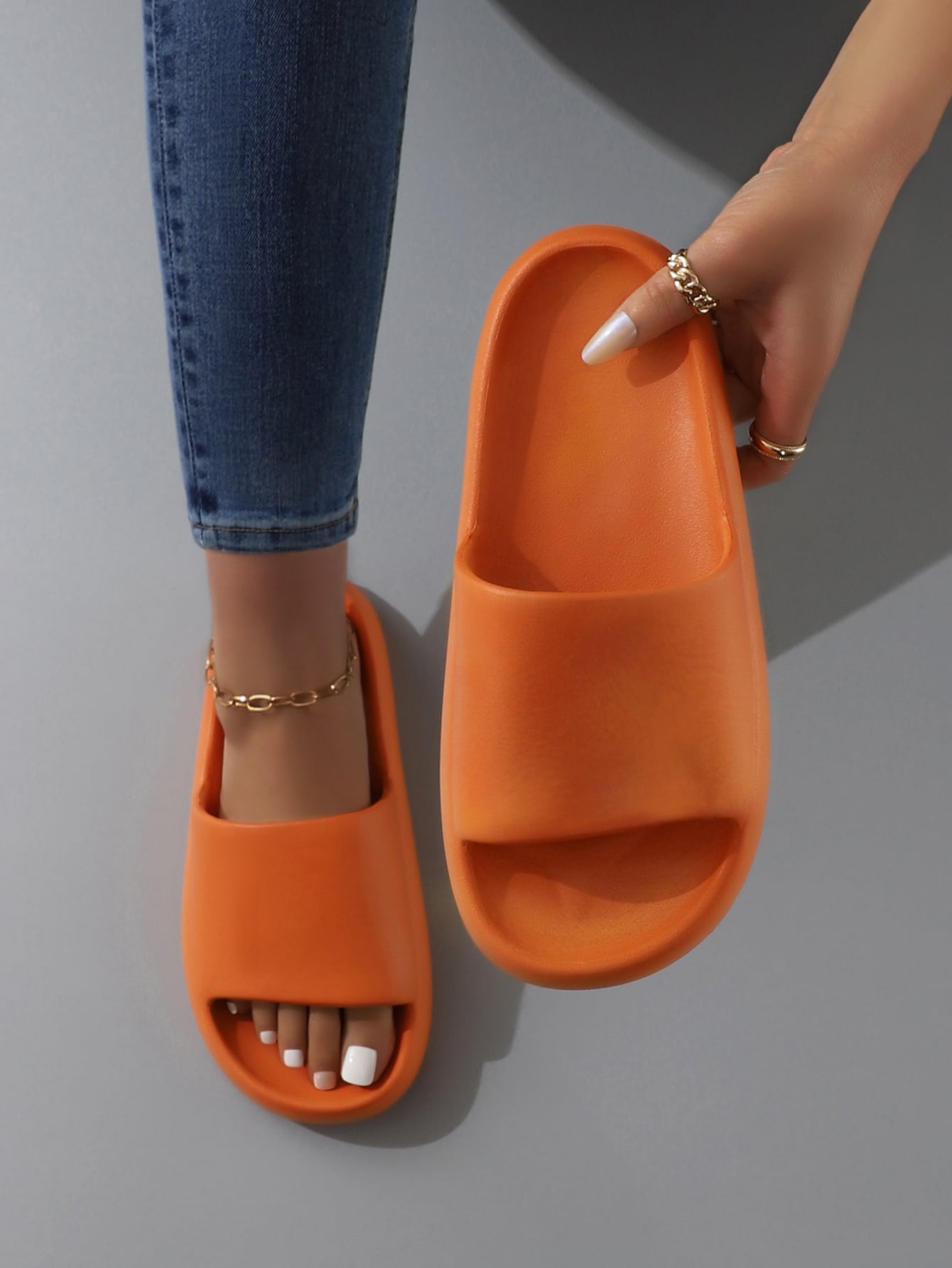 Stylish Colorful Minimalist Thick Sole Non-Slip Unisex Indoor Outdoor Beach Bathroom Slippers