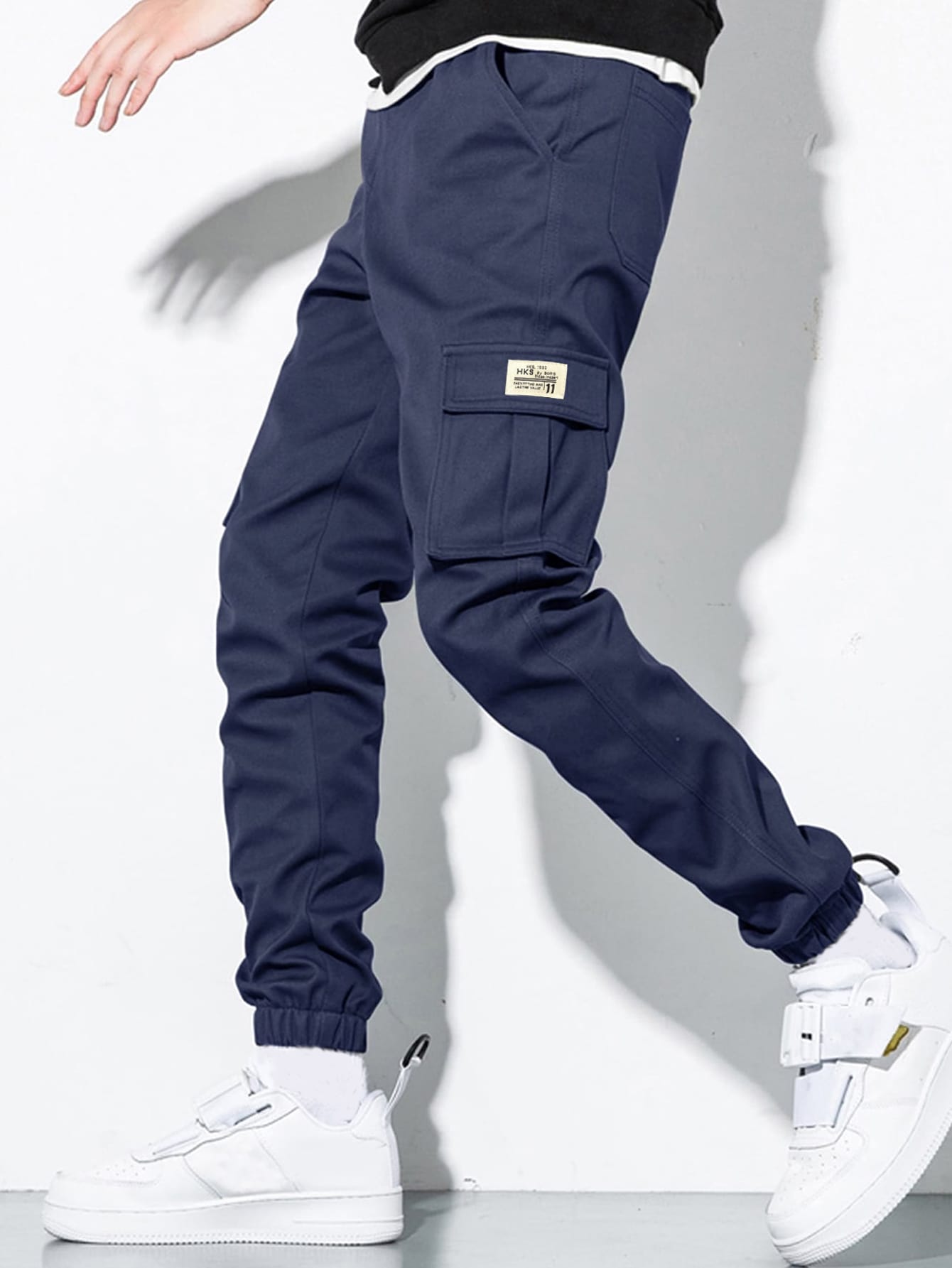 Men Letter Patched Flap Pocket Cargo Pants