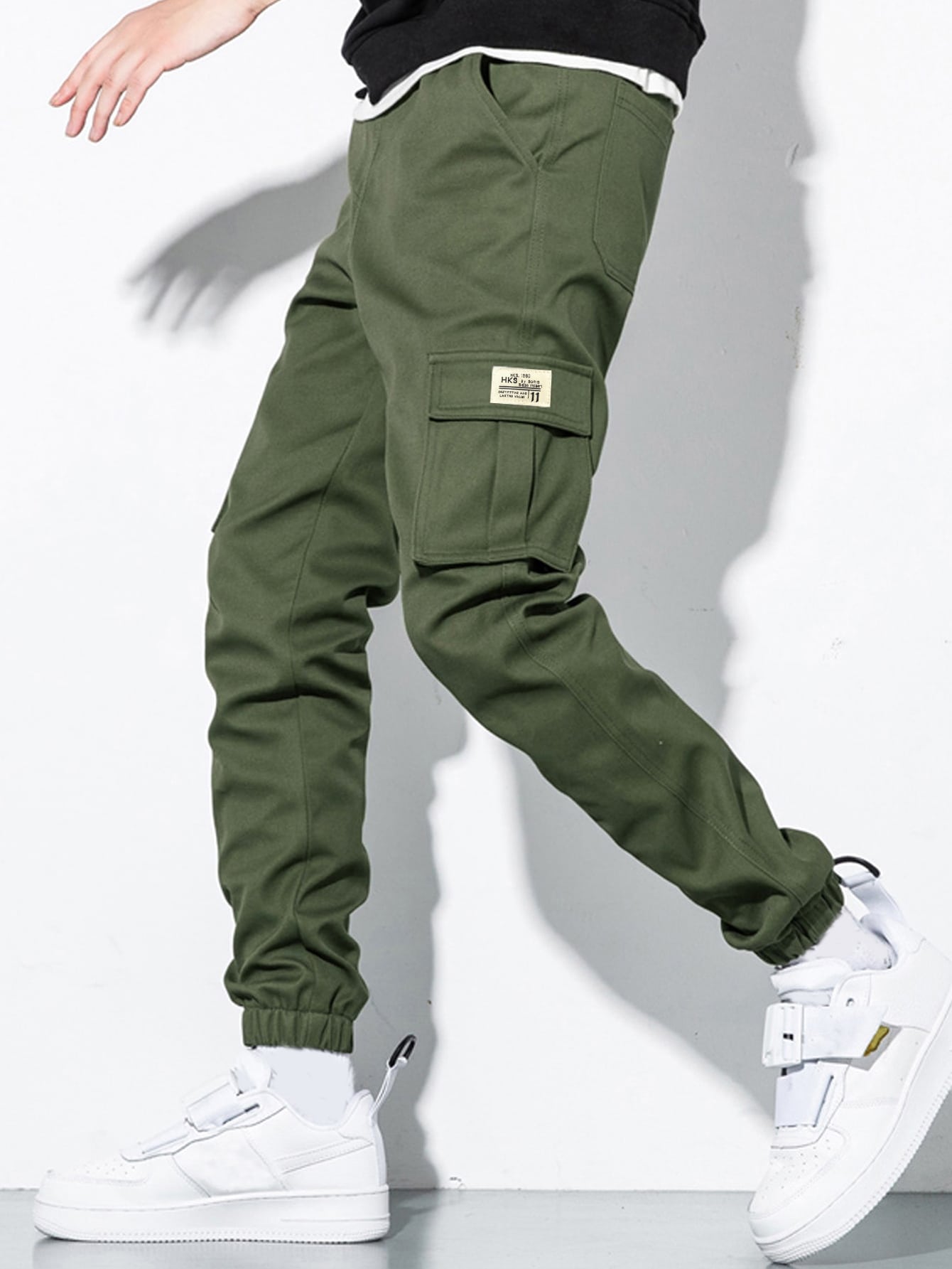 Men Letter Patched Flap Pocket Cargo Pants