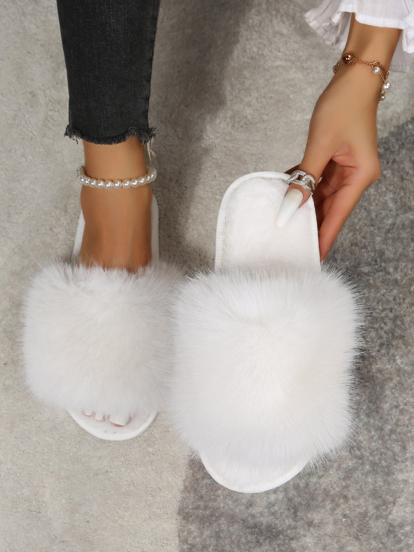 Women's Stylish Slippers, Suitable For Bridal Robe, Red Festive Lucky Year Plush Slippers For Comfortable, Warm, Anti-slip Indoor Wear In Winter