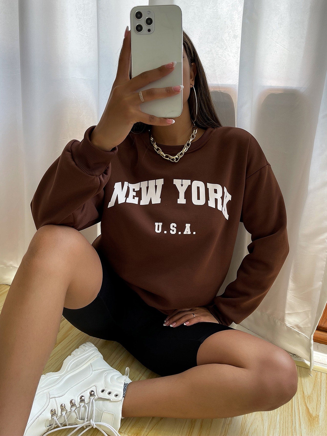 Women's Letter Printed Round Neck Sweatshirt