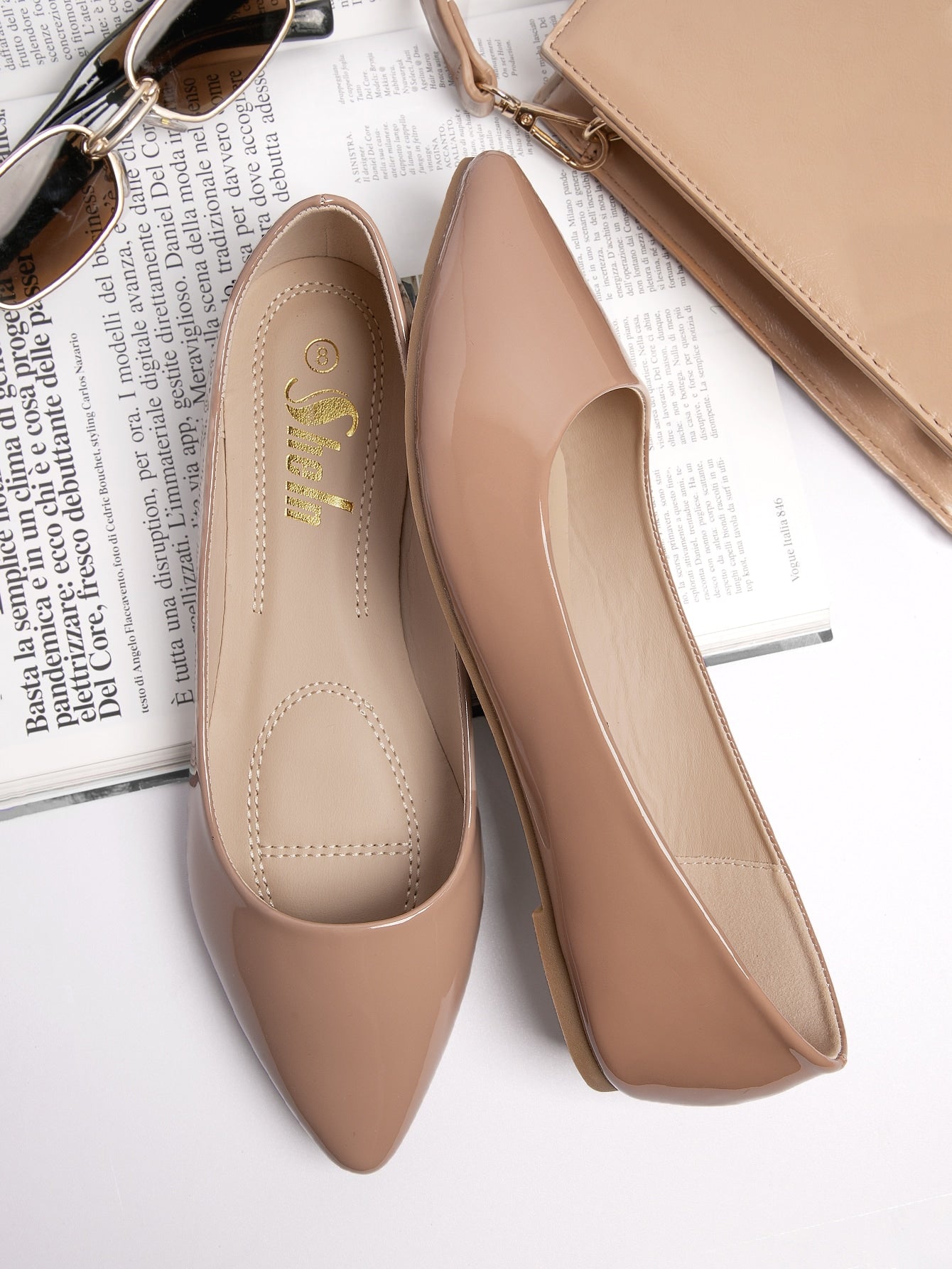 Shiny Closed Point Toe Court Ballet Flats