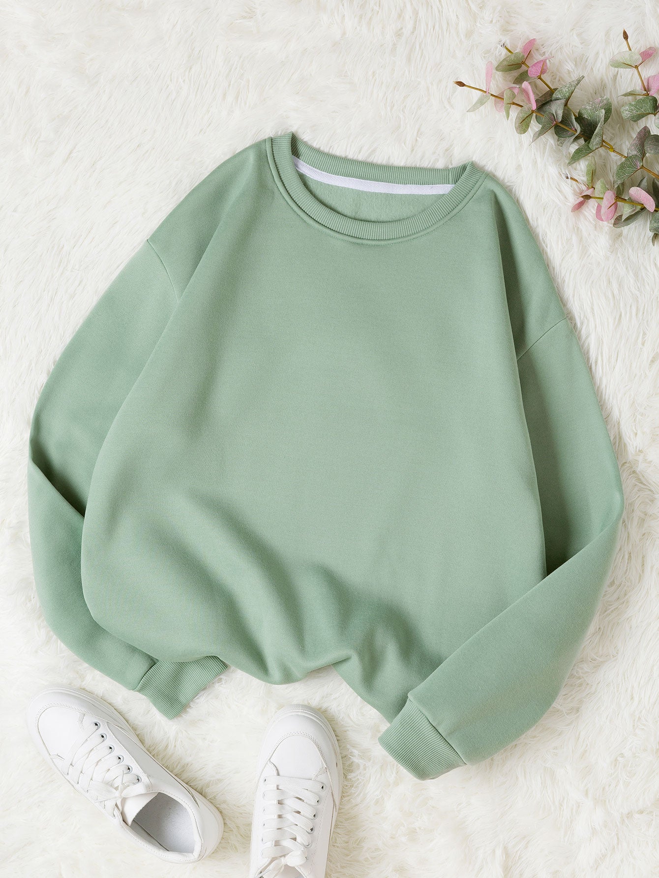 Solid Round Neck Thermal Pullover