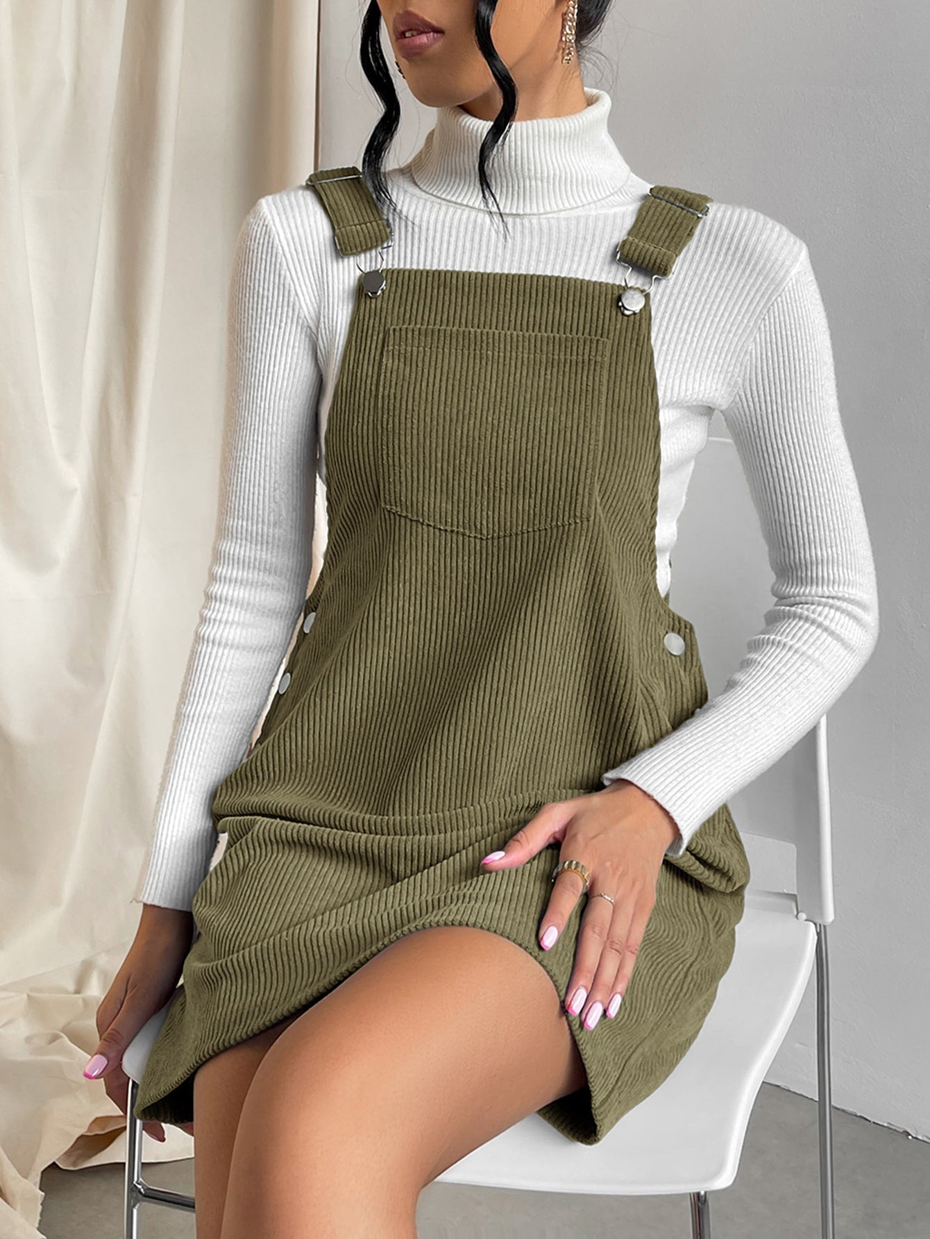 Green DressSolid Pocket Patched Overall Dress Without Sweater