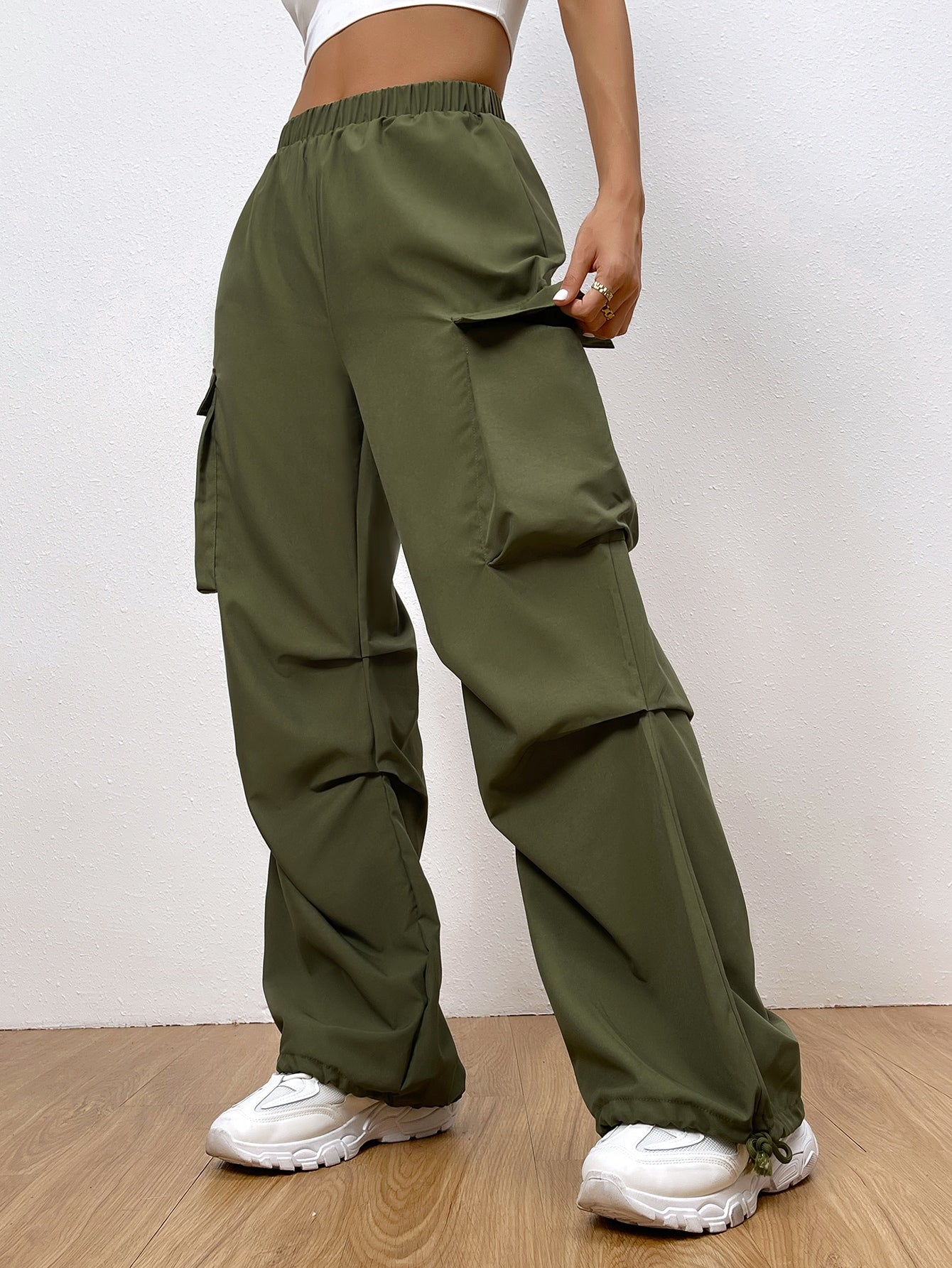 Flap Pocket Side Drawstring Hem Cargo Pants