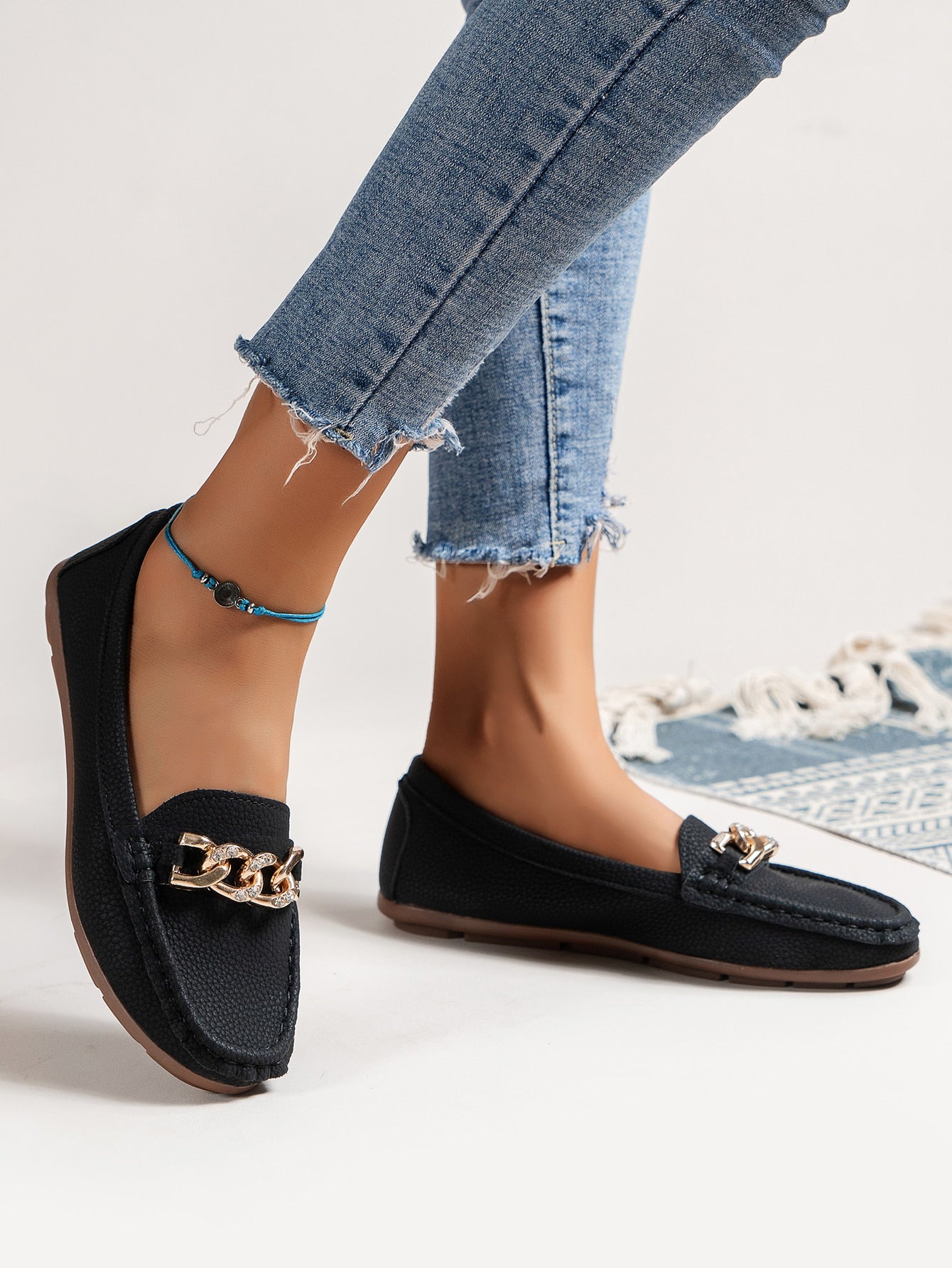 Women Black Snaffle Decor Flats, Fashionable Slip-On Flat Loafers For Daily