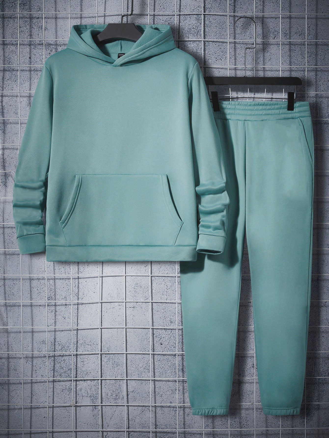 Men's Hooded Sweatshirt And Sweatpants Set