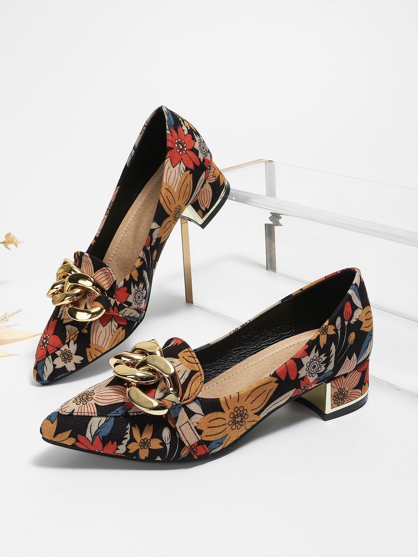 Fashionable Pointed Toe Mary Jane Heels With Chunky Heel, Butterfly Print And Bow Detail