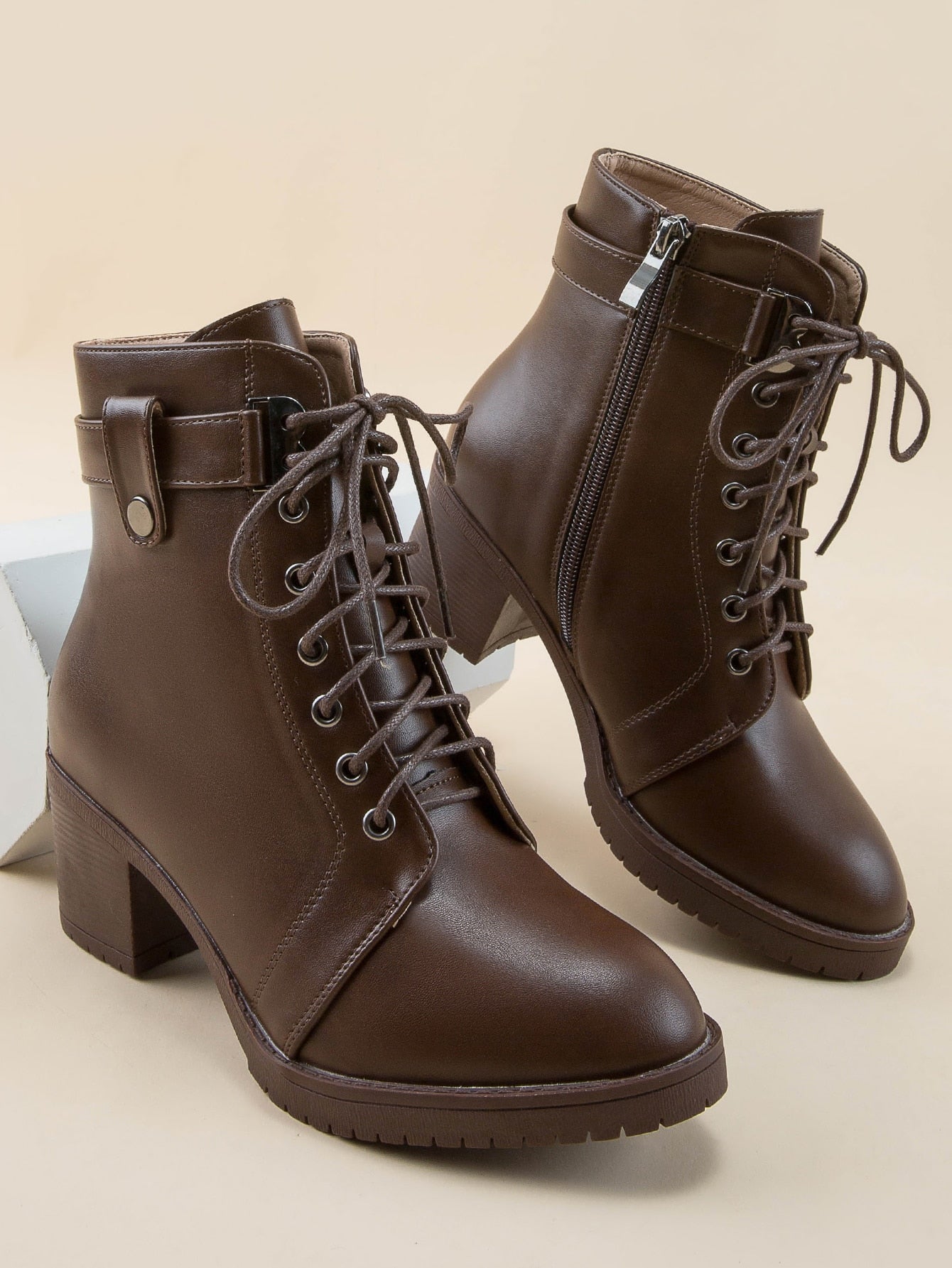 Chunky High Heel Thick Sole Round Toe Lace-up Women's Fashion Boots