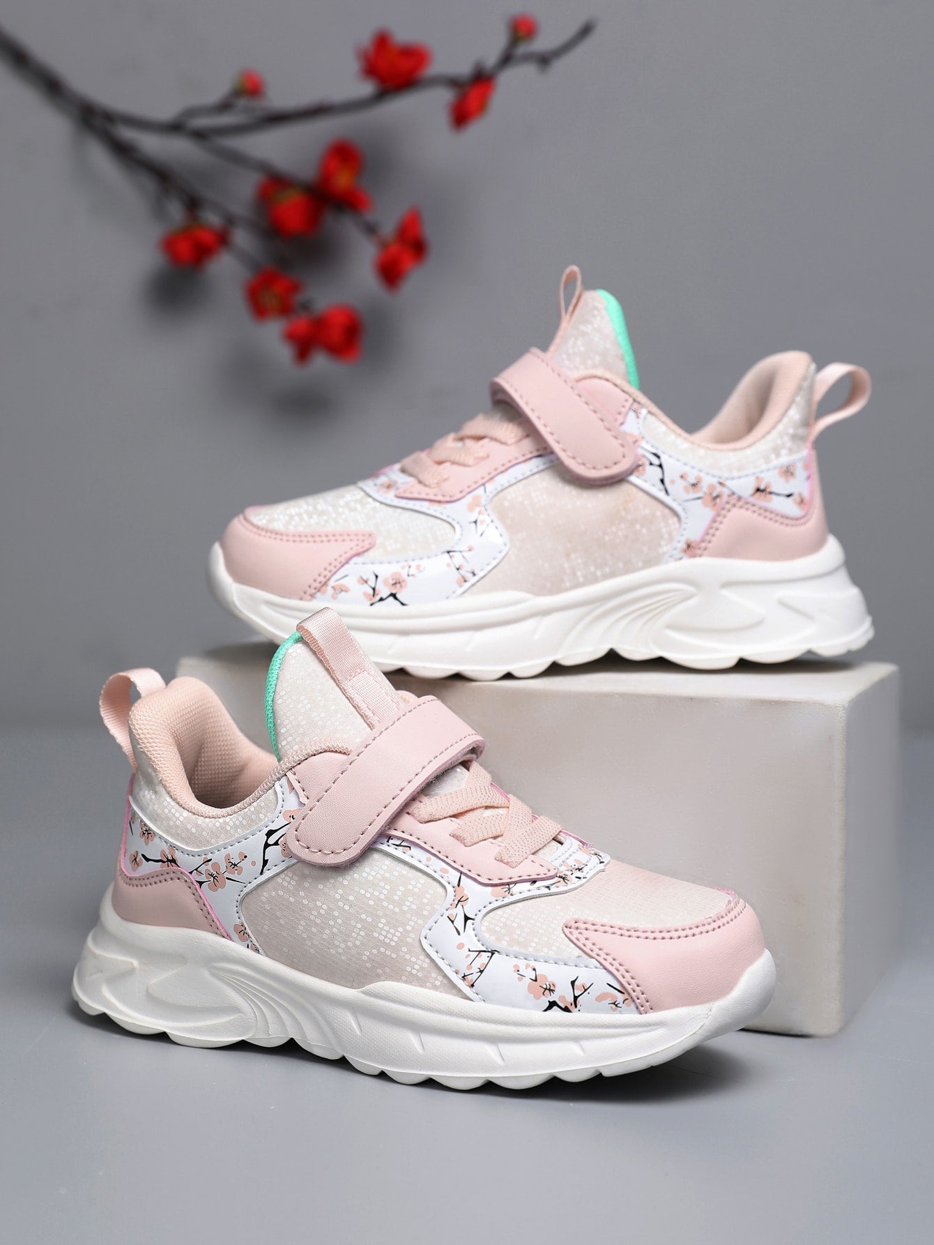 Girls' Spring/Autumn Dual Mesh Colorful Printed Lightweight Breathable Running Shoes With Color Blocking & Adjustable Hook-And-Loop Strap, Easy To Wear & Remove, Suitable For School Students, Refreshing Color Matching