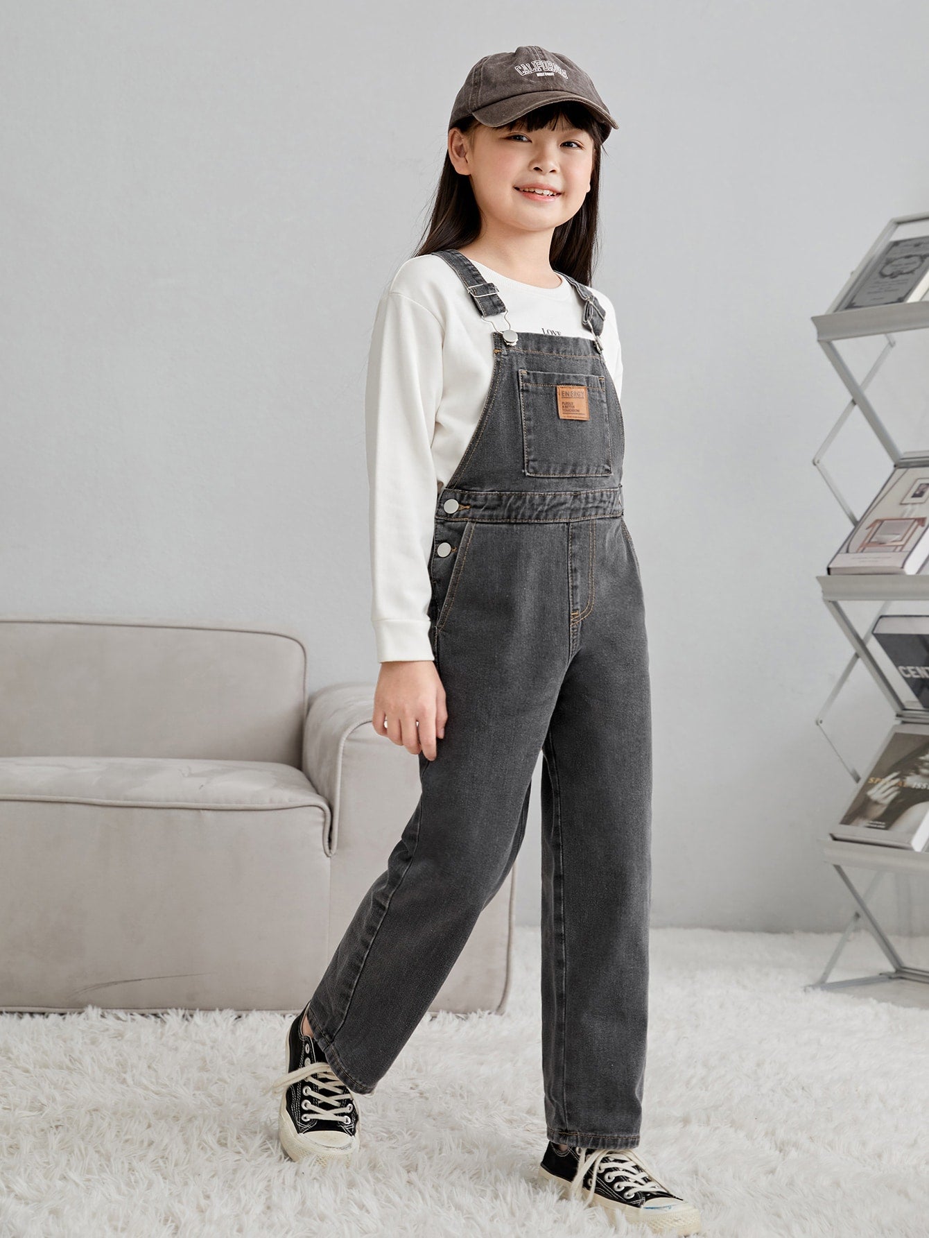 Tween Girl Patched Detail Denim Overalls