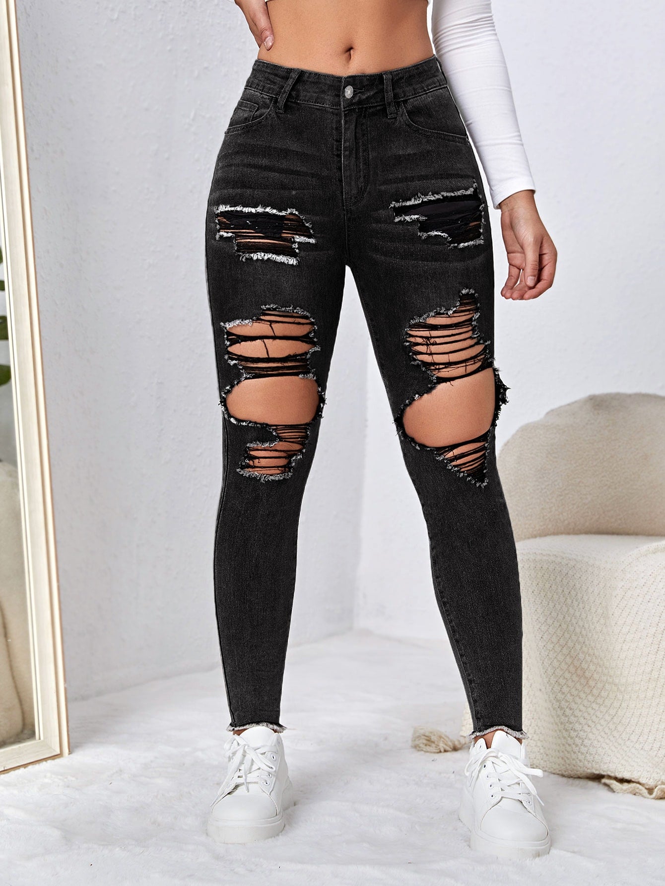 Ripped Cut Out Skinny Jeans