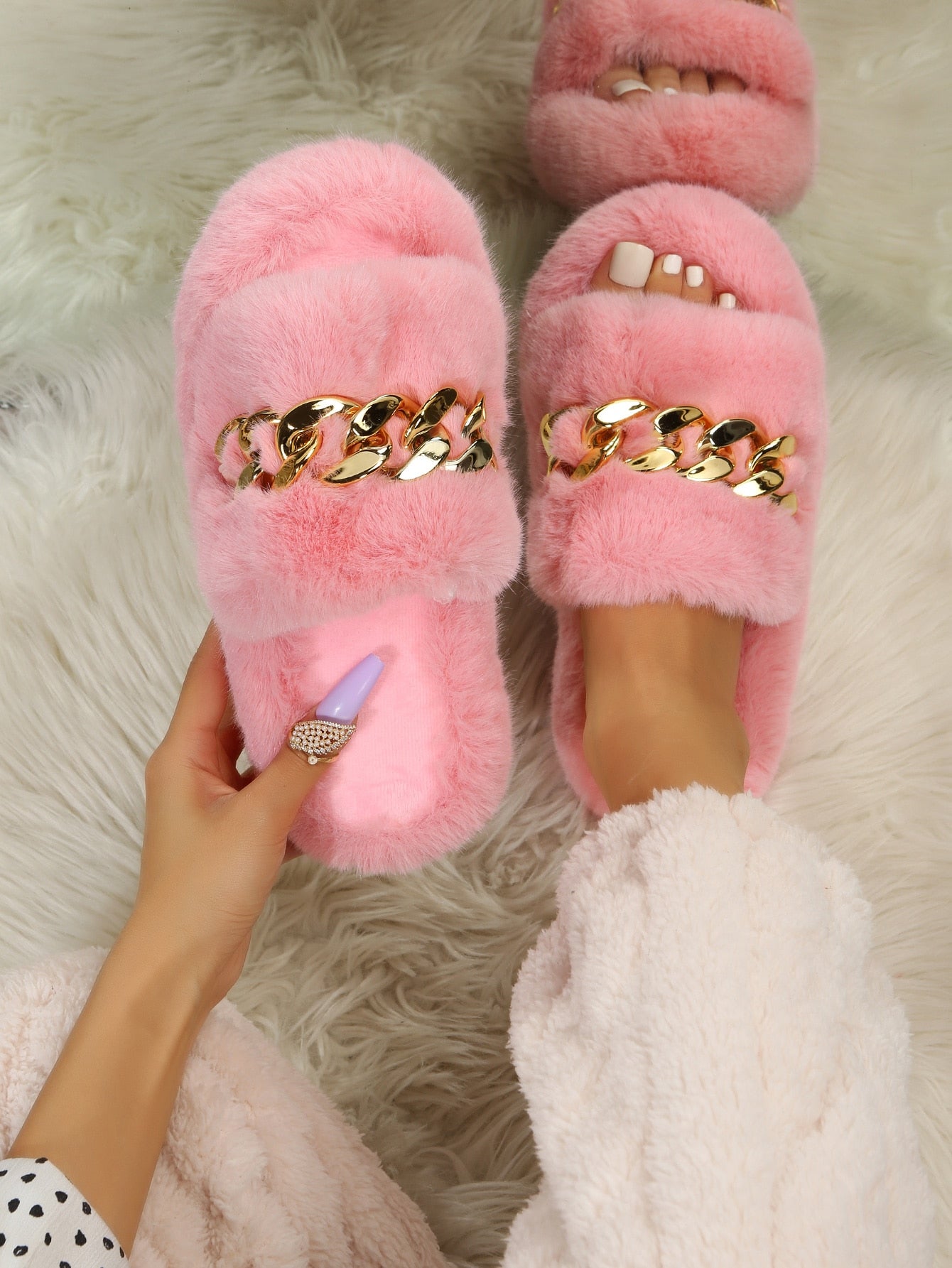 Women Chain Decor Single Fluffy Band Slide Sandals, Fashionable Solid Indoor Flat Slippers