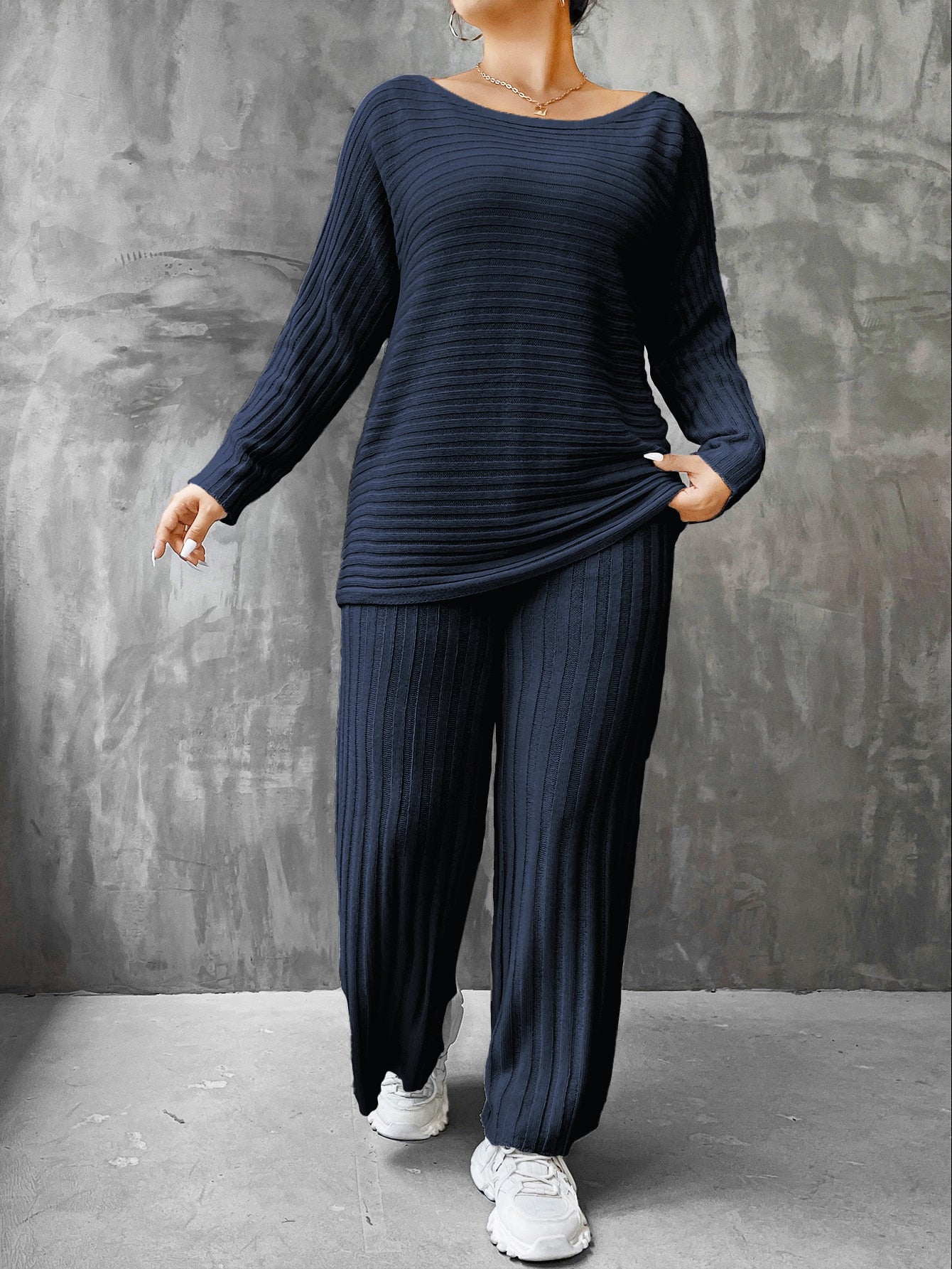 Mulvari Plus Batwing Sleeve Sweater & Knit Pants