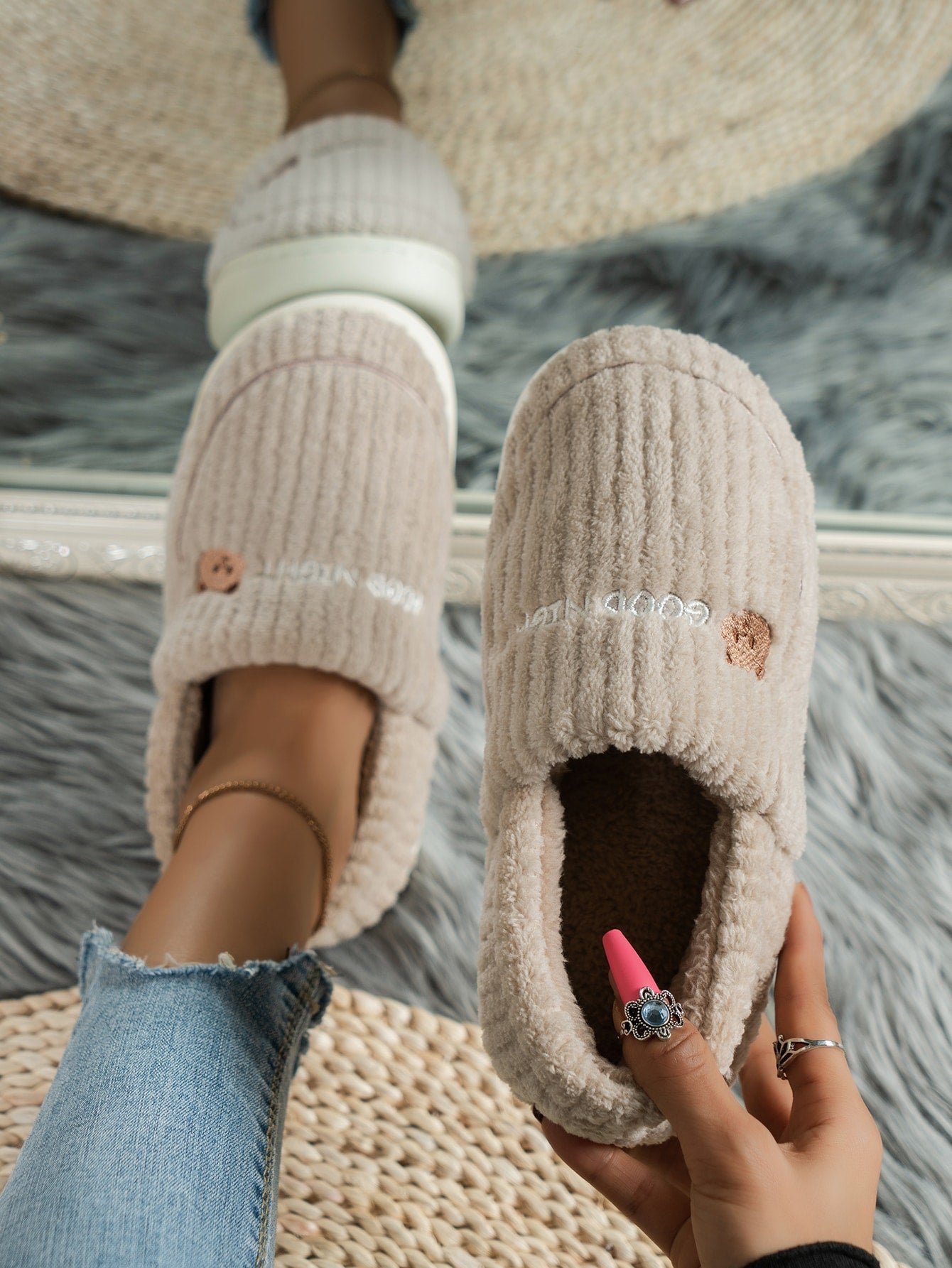 Women's Warm Fleece Lined Slip-On Slippers, Winter