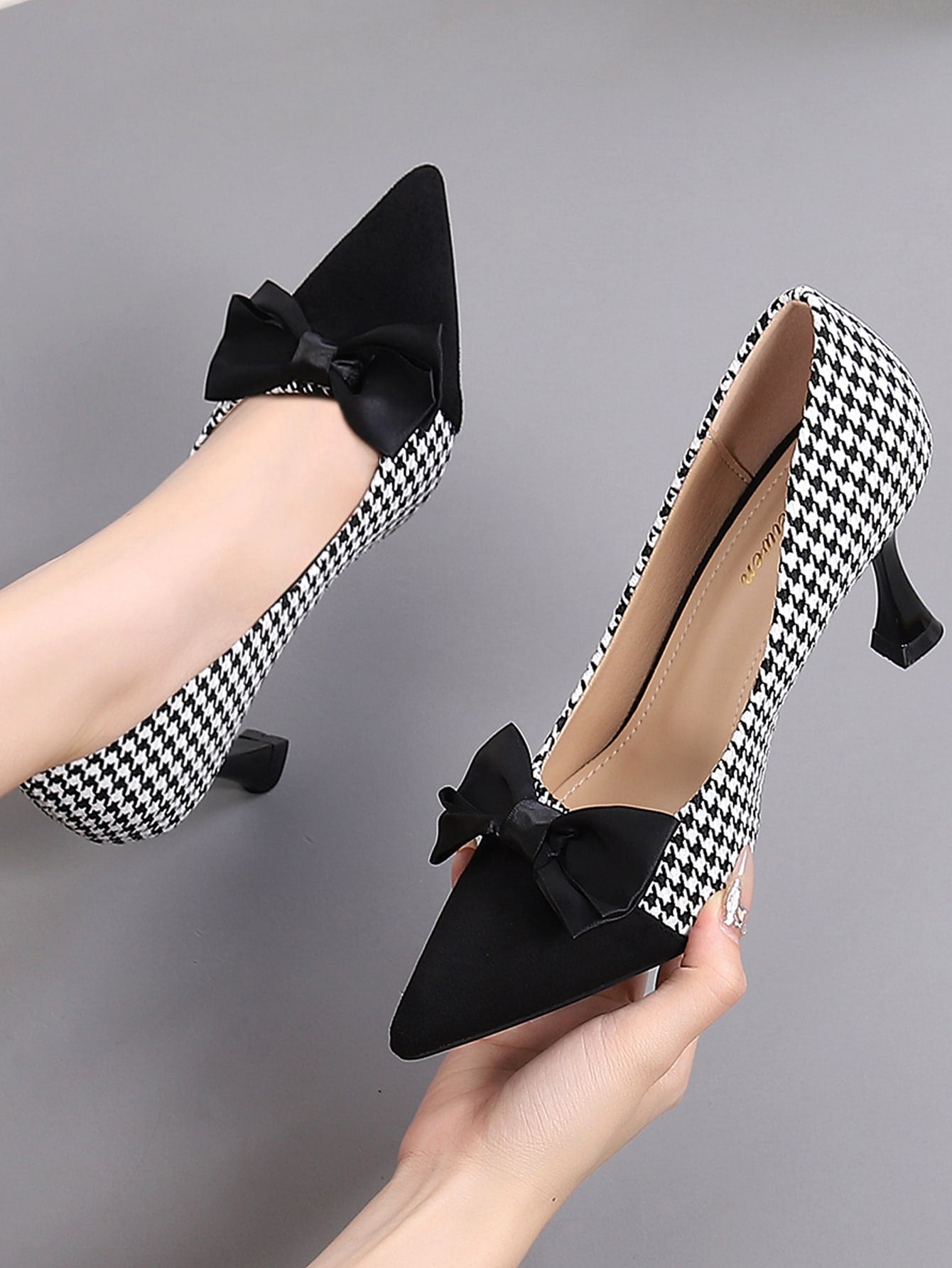 Houndstooth Pattern Bow Decor Court Pumps