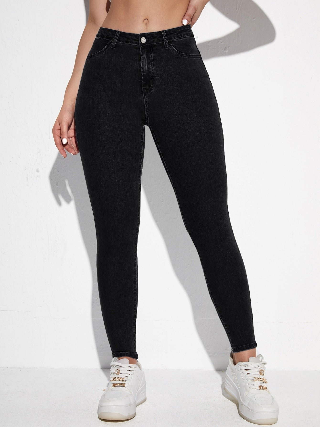 Slant Pocket Skinny Jeans