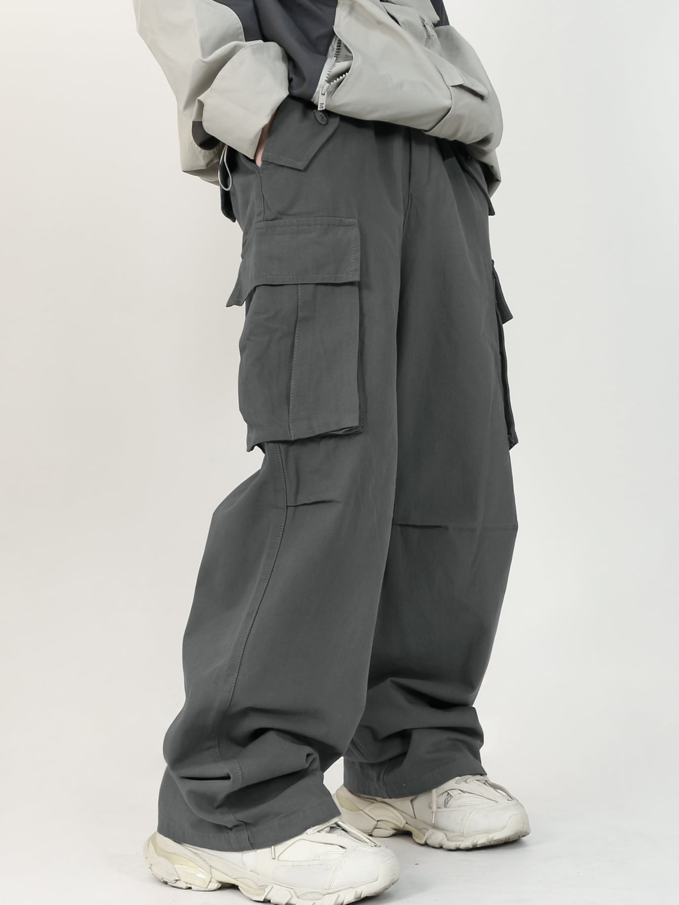 Loose Fit Men's Cargo Pants With Flap Pockets, Side Drawstring Waist